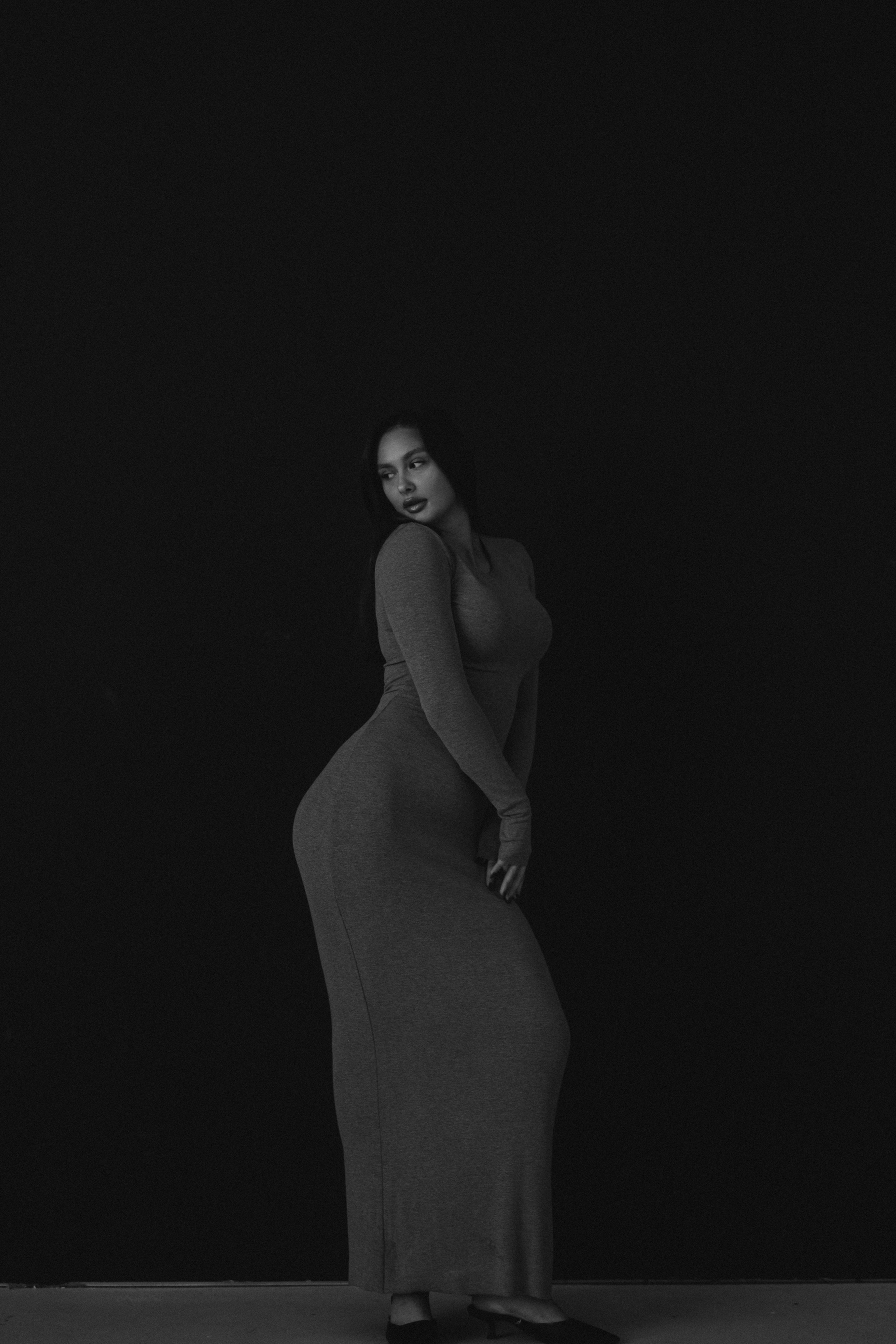 Elvira. Lens Captures Life