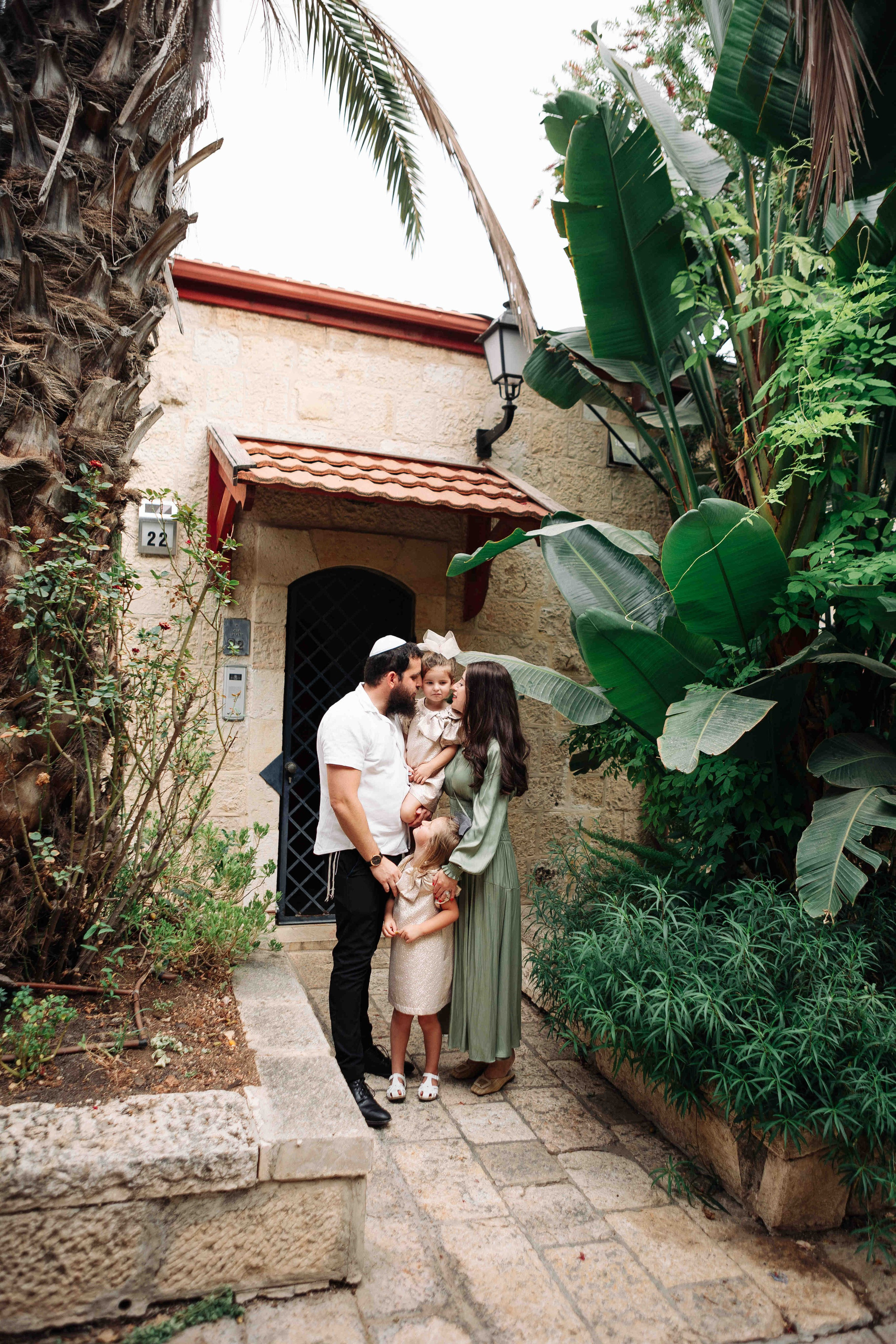 BEAUTIFUL FAMILY PHOTOSESSION. PHOTOGRAPHER IN ISRAEL