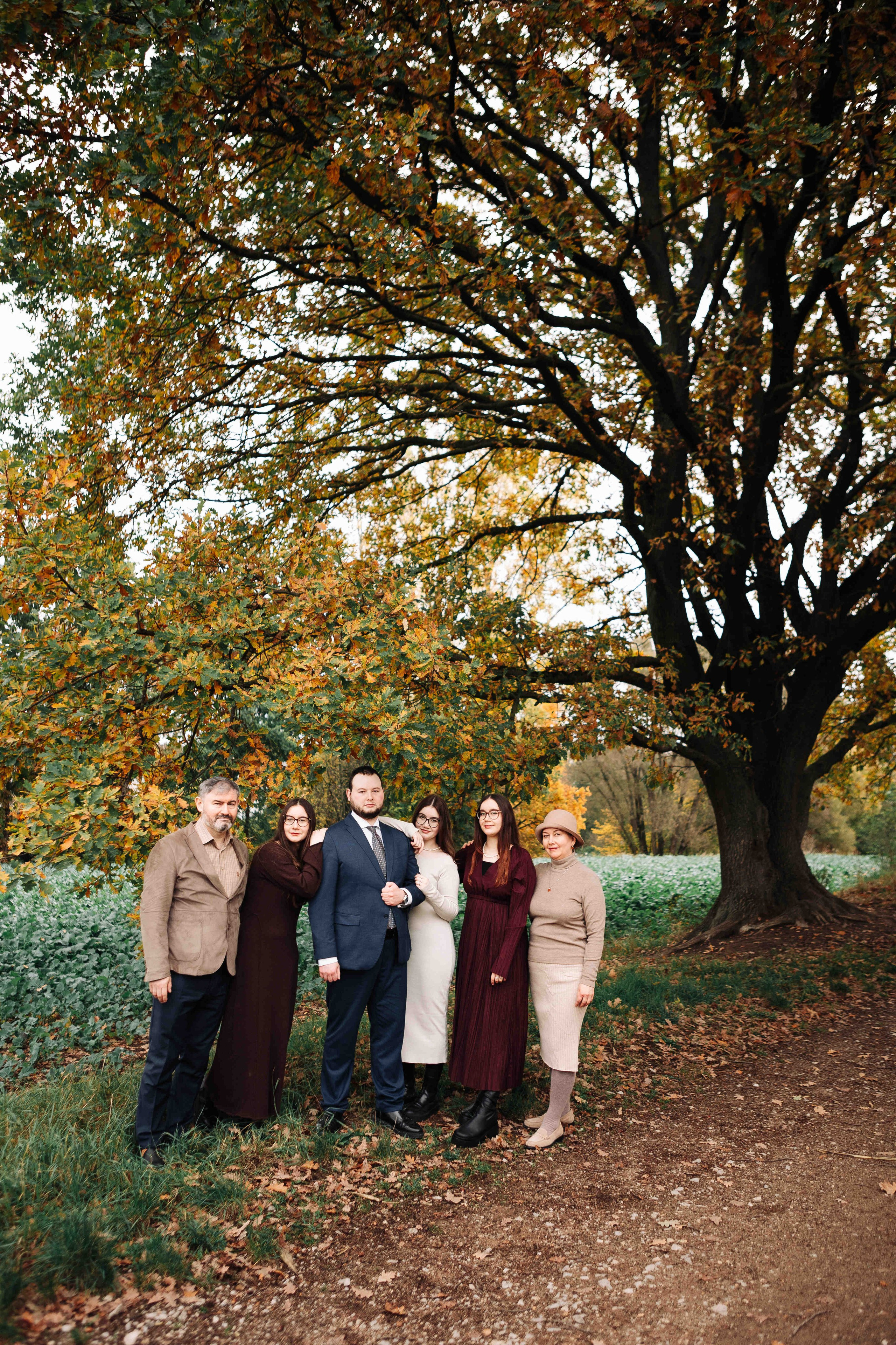 BIG OAK, BIG FAMILY. Https://shi-photo.com/