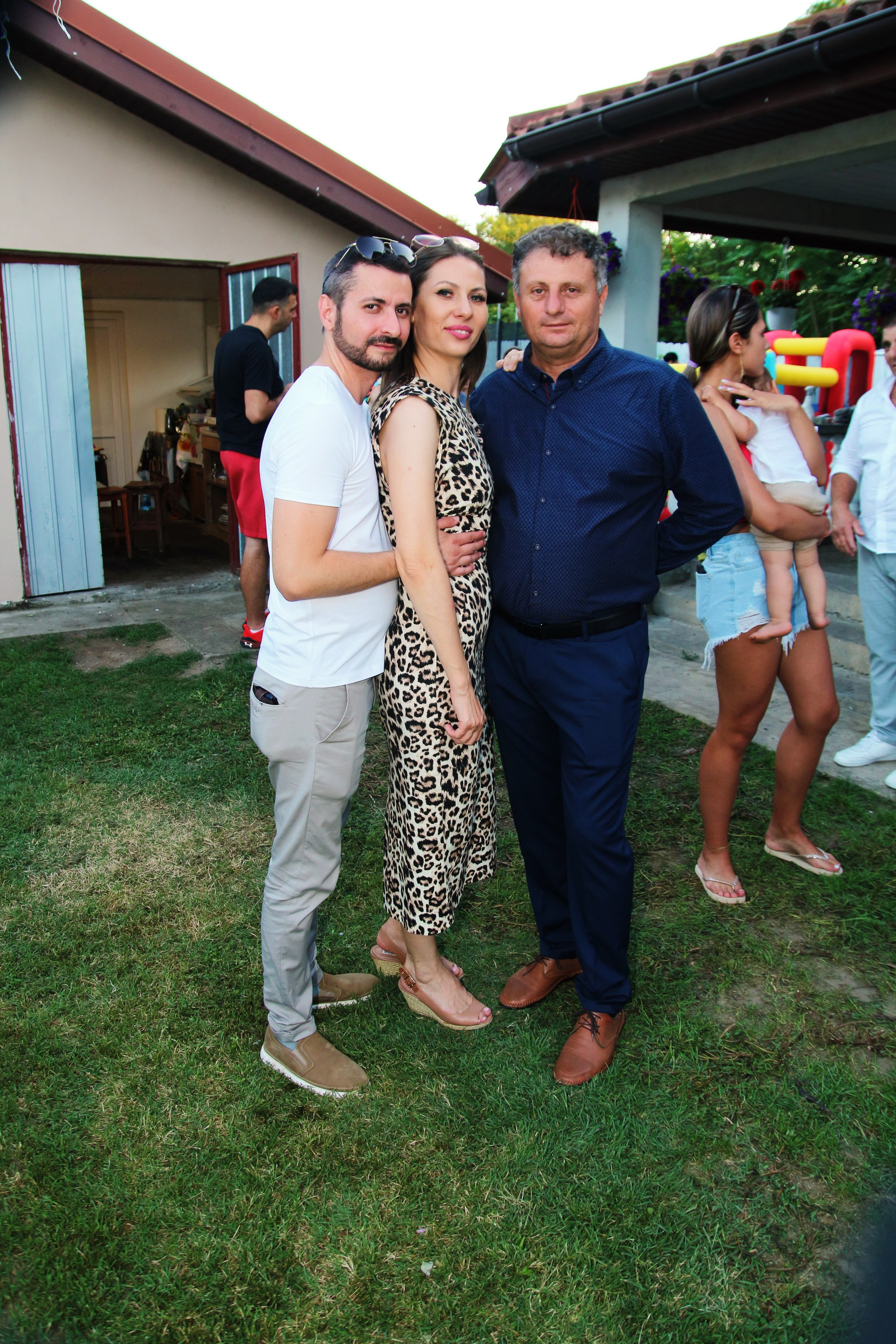 BYZO MEDIA. PETRU BYZO - family and children photographer in ROMANIA