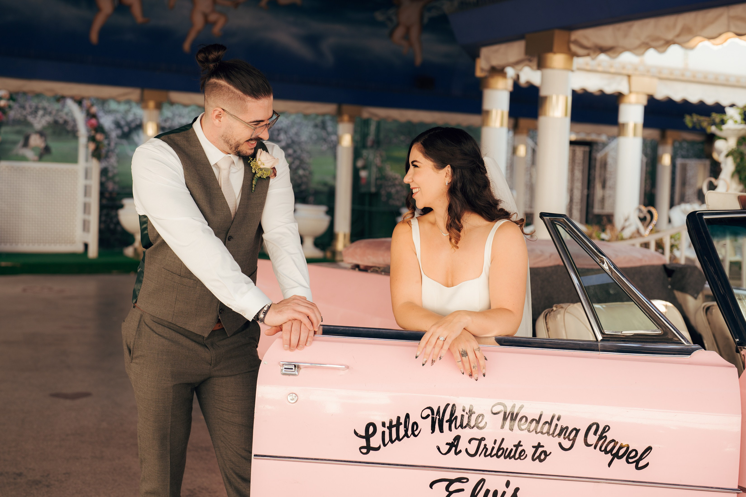 Evan&Jessica. Wedding & elopement photographer Viktoriya Kravtsov. Las Vegas