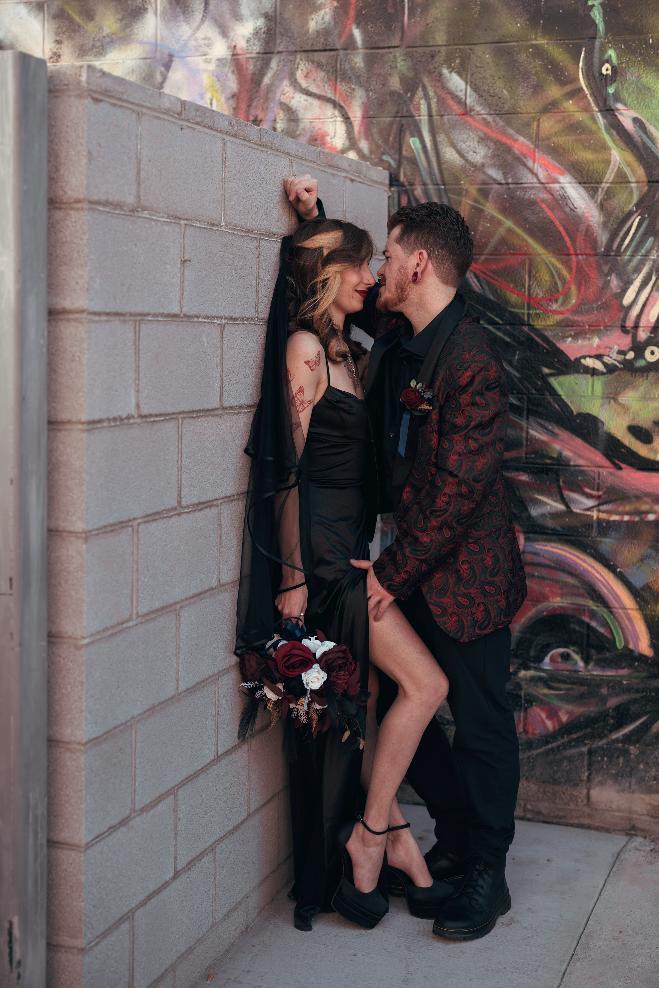 Jordan&Jarret. Wedding & elopement photographer Viktoriya Kravtsov. Las Vegas