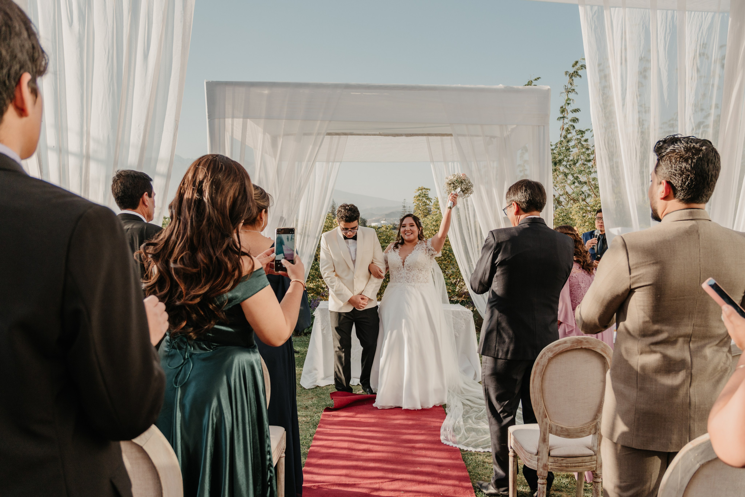 VANIA + LUIS BODA CIVIL. Studio KVTA | Fotografía y Video de Bodas en Arequipa