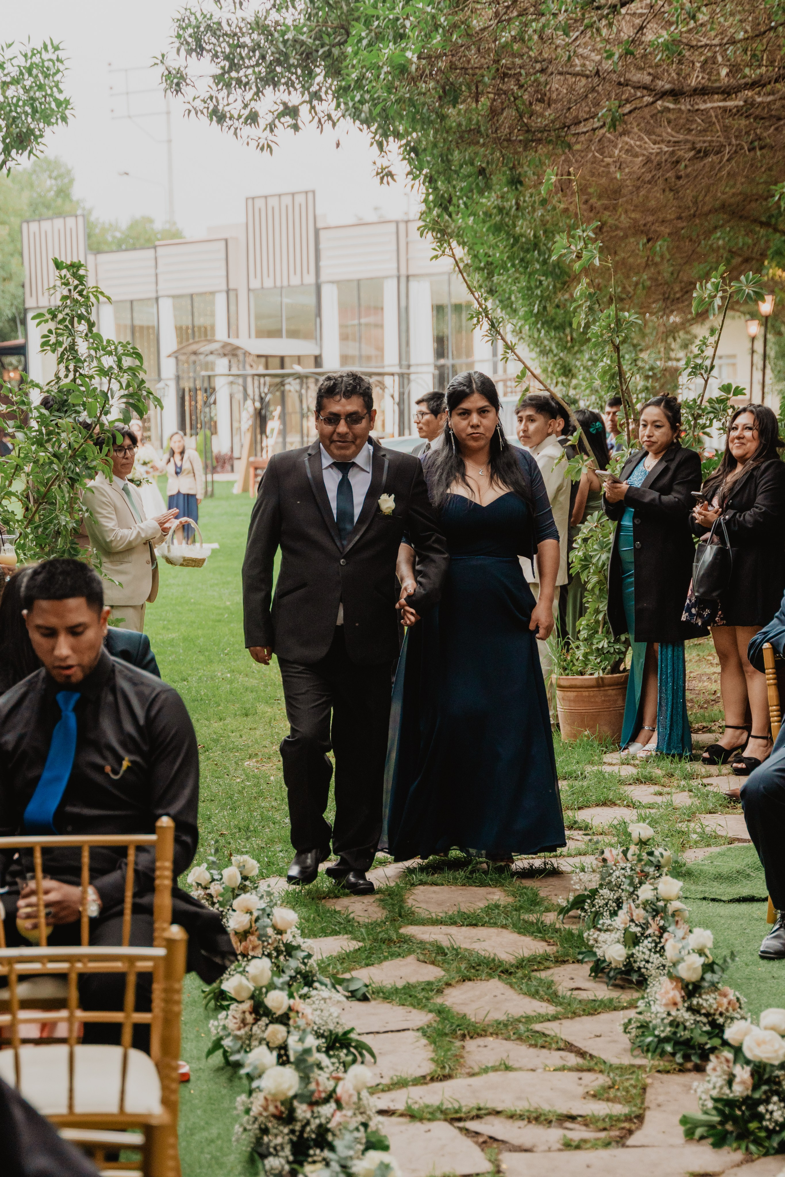 FERNANDO + MARIBEL | BODA RELIGIOSA. Studio KVTA | Fotografía y Video de Bodas en Arequipa