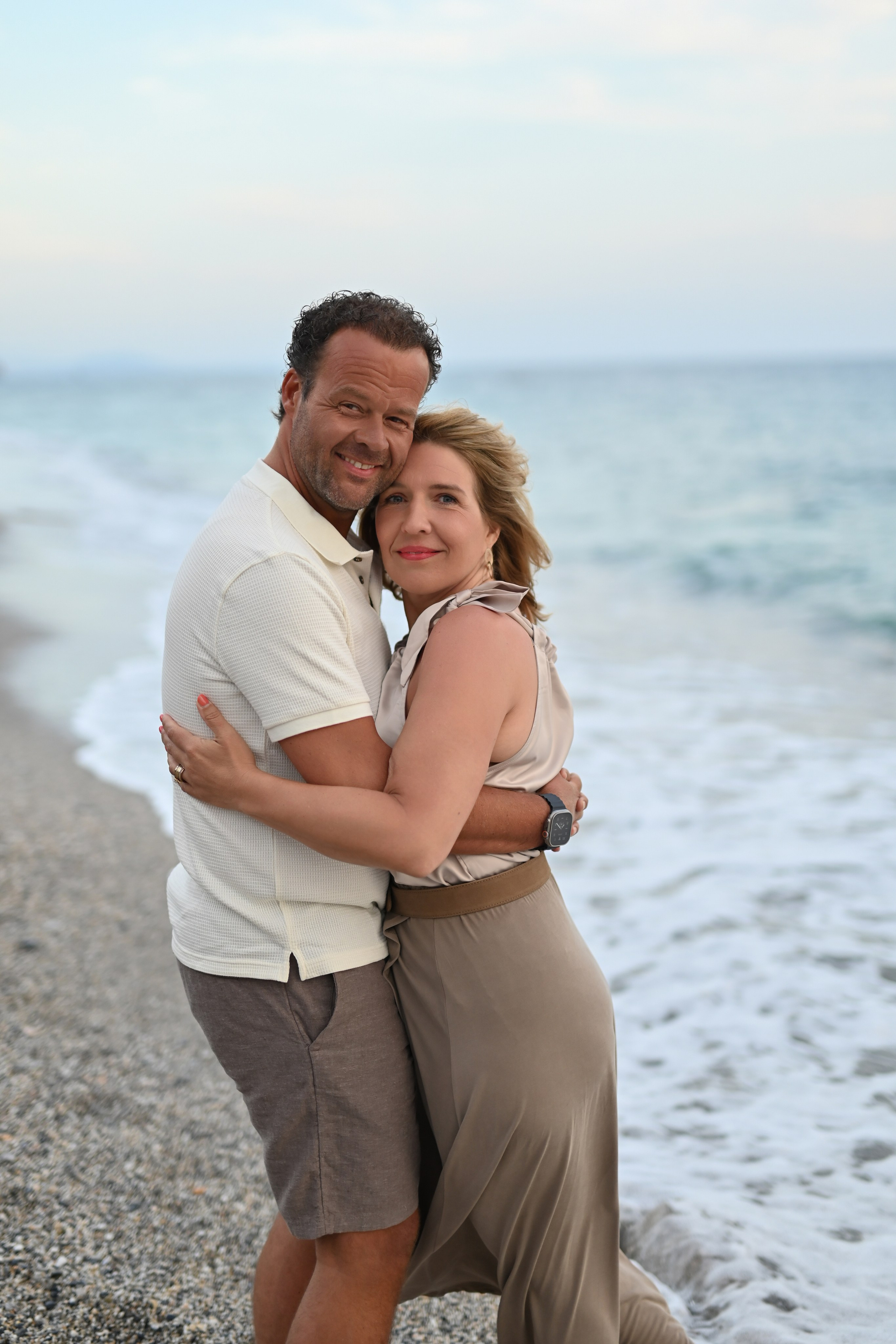 Love story на пляже Улаш. Photographer in Alanya, Side, Manavgat. Türkiye