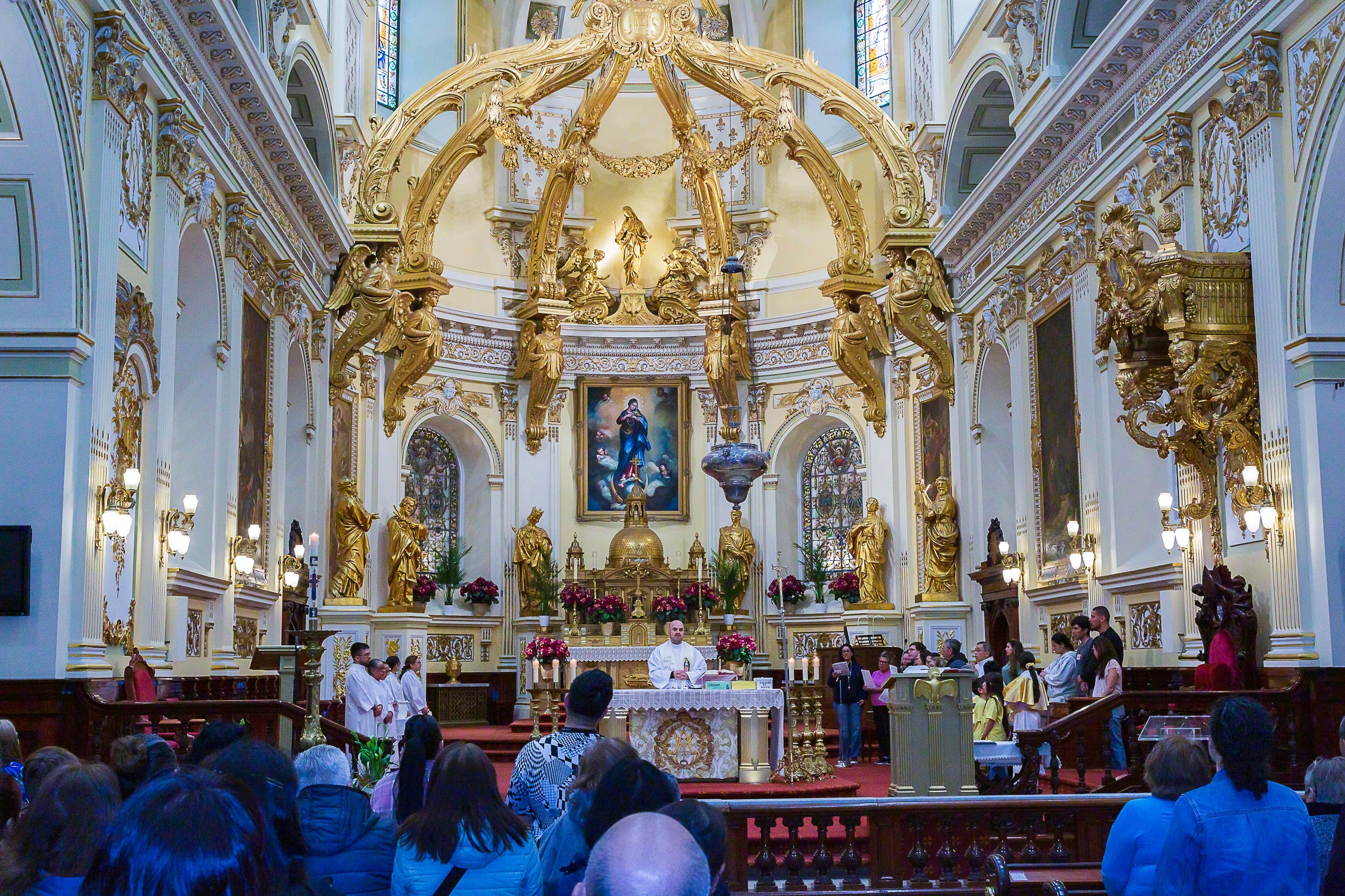 Sainte Anne de Beaupre et Quebec. Studioplaza8