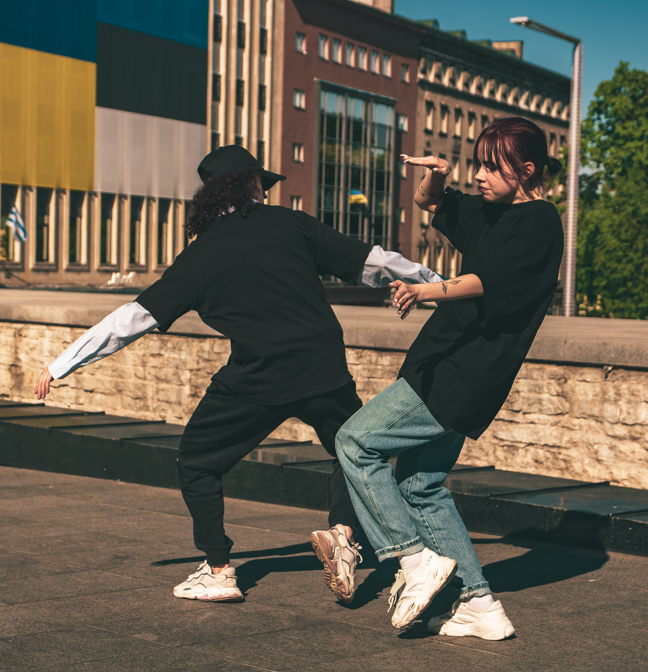 Breakdance (Diana & Her Gang). Nebula 25 — Fotod teie hingele