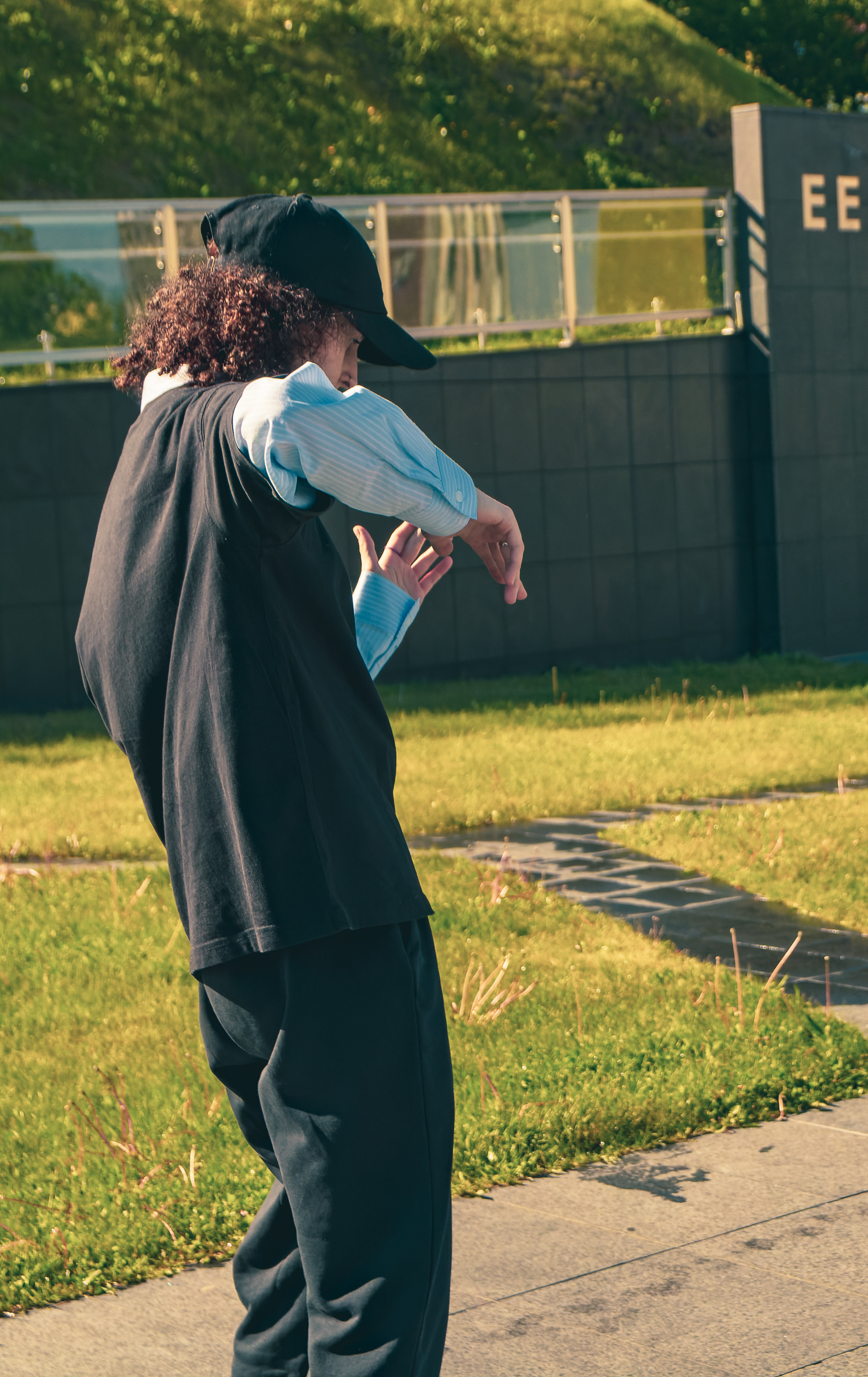 Breakdance (Diana & Her Gang). Nebula 25 — Fotod teie hingele