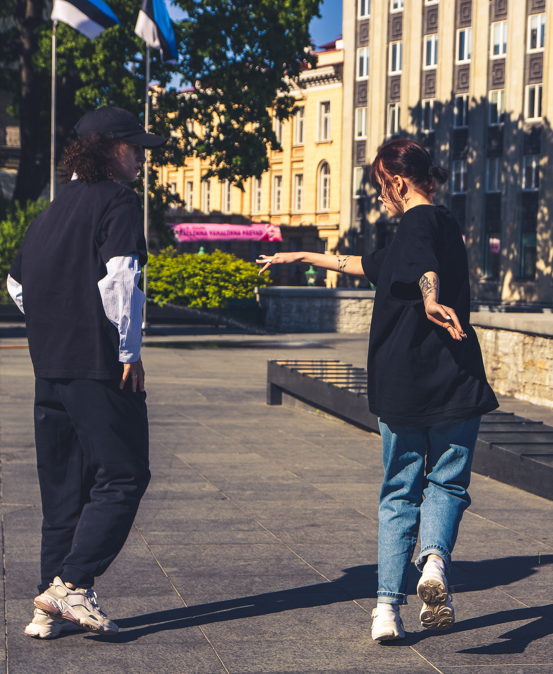 Breakdance (Diana & Her Gang). Nebula 25 — Fotod teie hingele