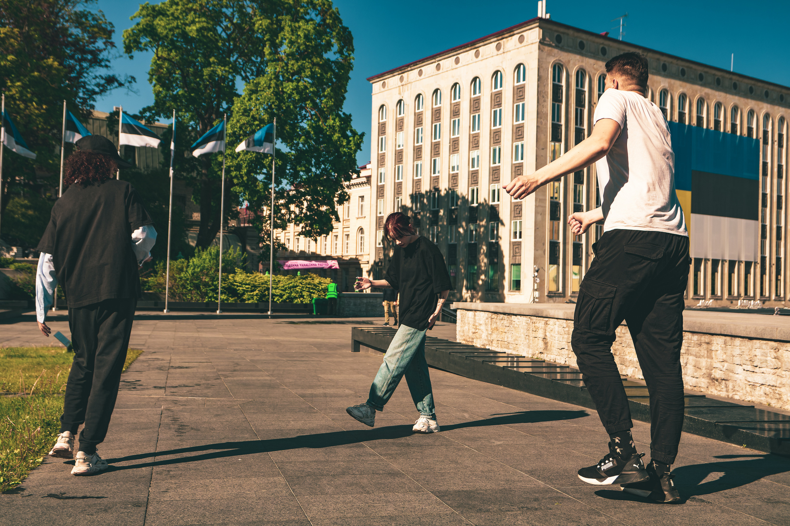 Breakdance (Diana & Her Gang). Nebula 25 — Fotod teie hingele