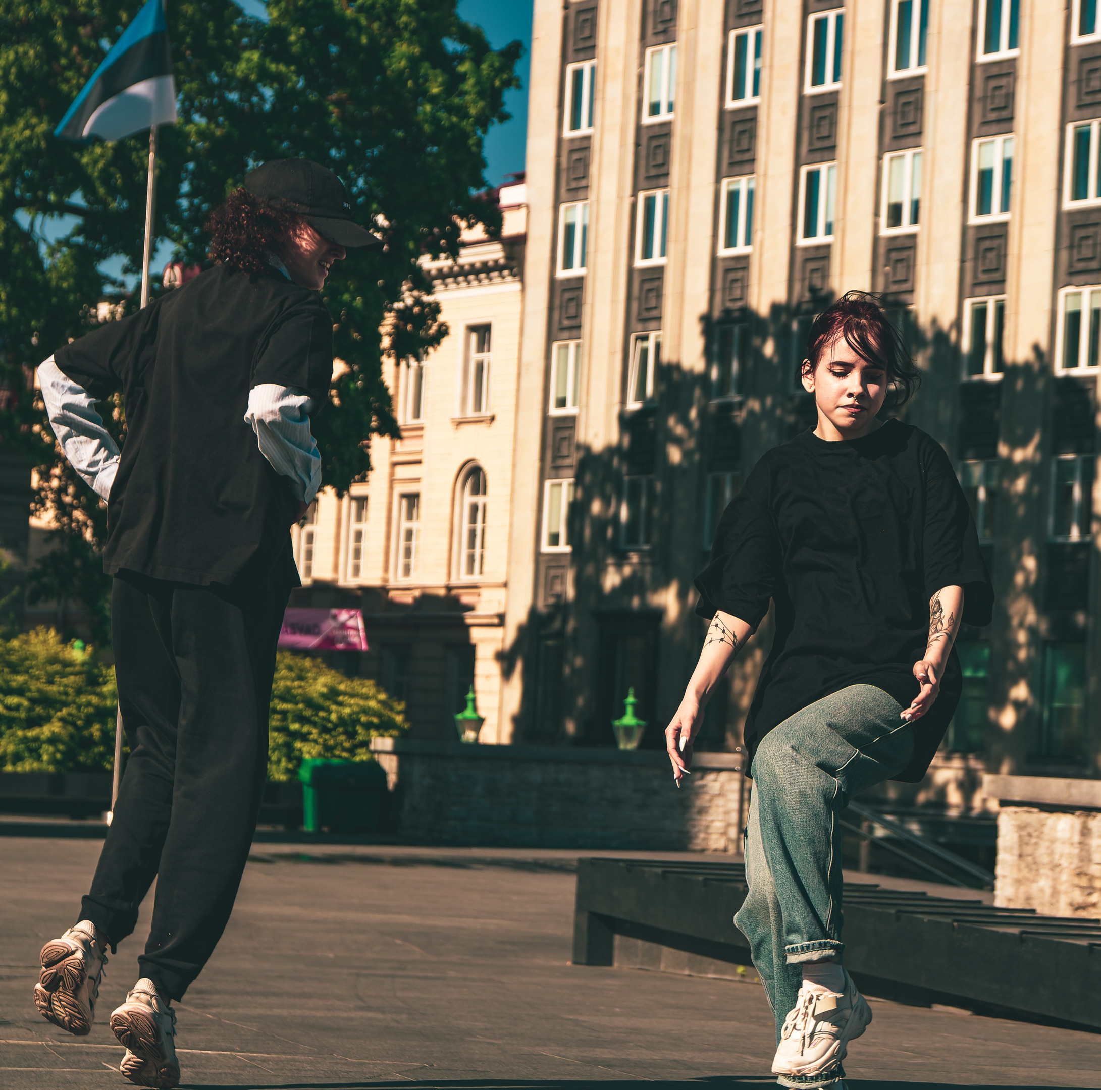 Breakdance (Diana & Her Gang). Nebula 25 — Fotod teie hingele