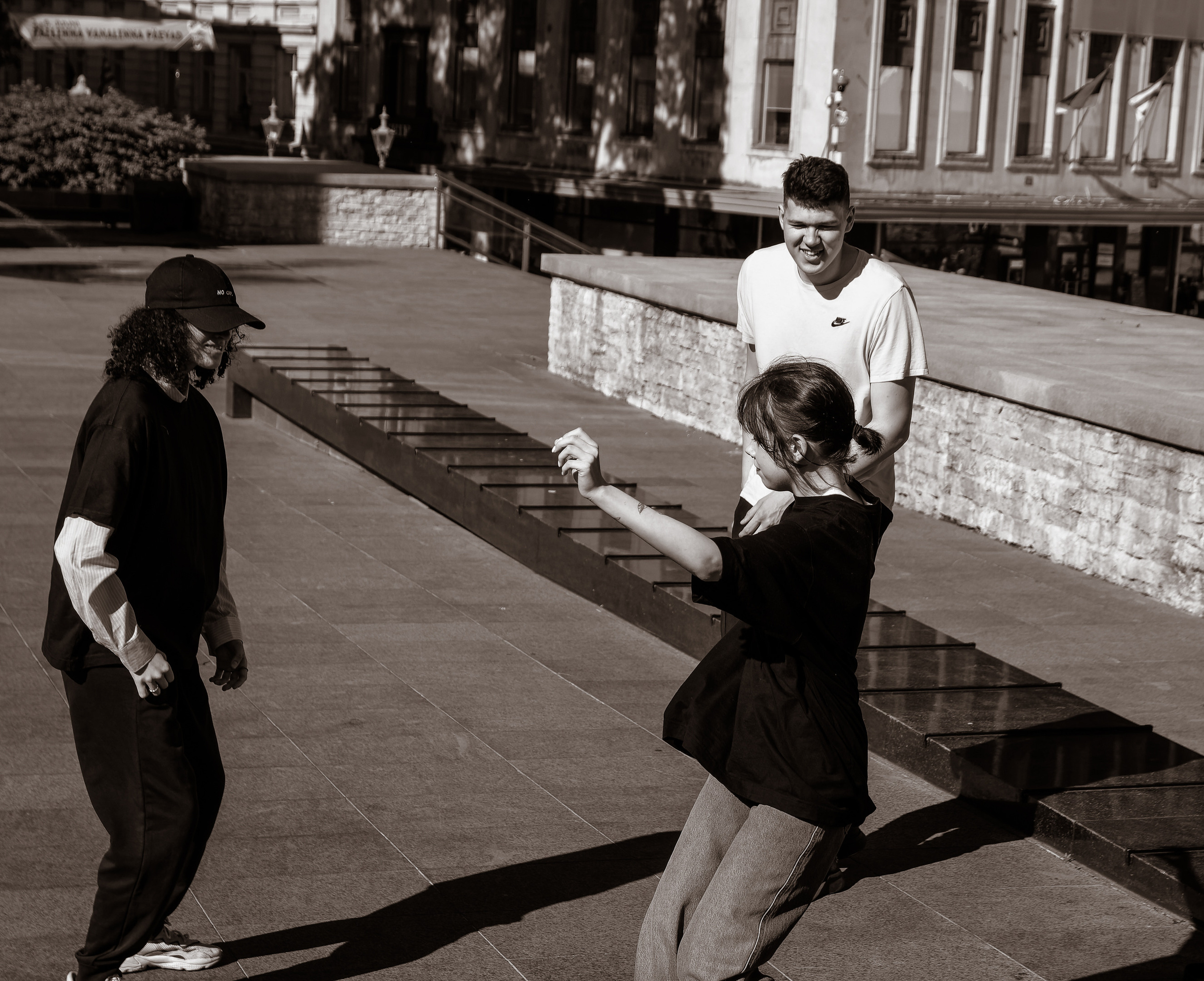 Breakdance (Diana & Her Gang). Nebula 25 — Fotod teie hingele
