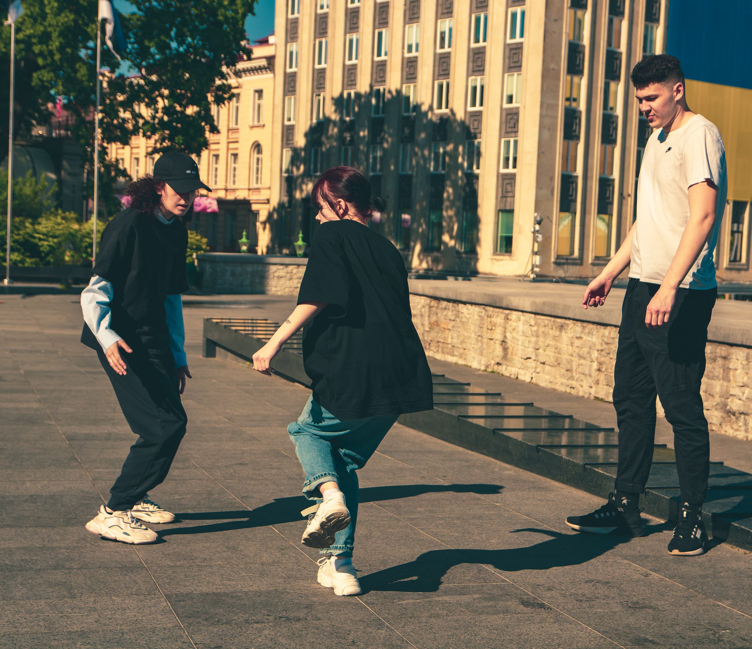 Breakdance (Diana & Her Gang). Nebula 25 — Fotod teie hingele