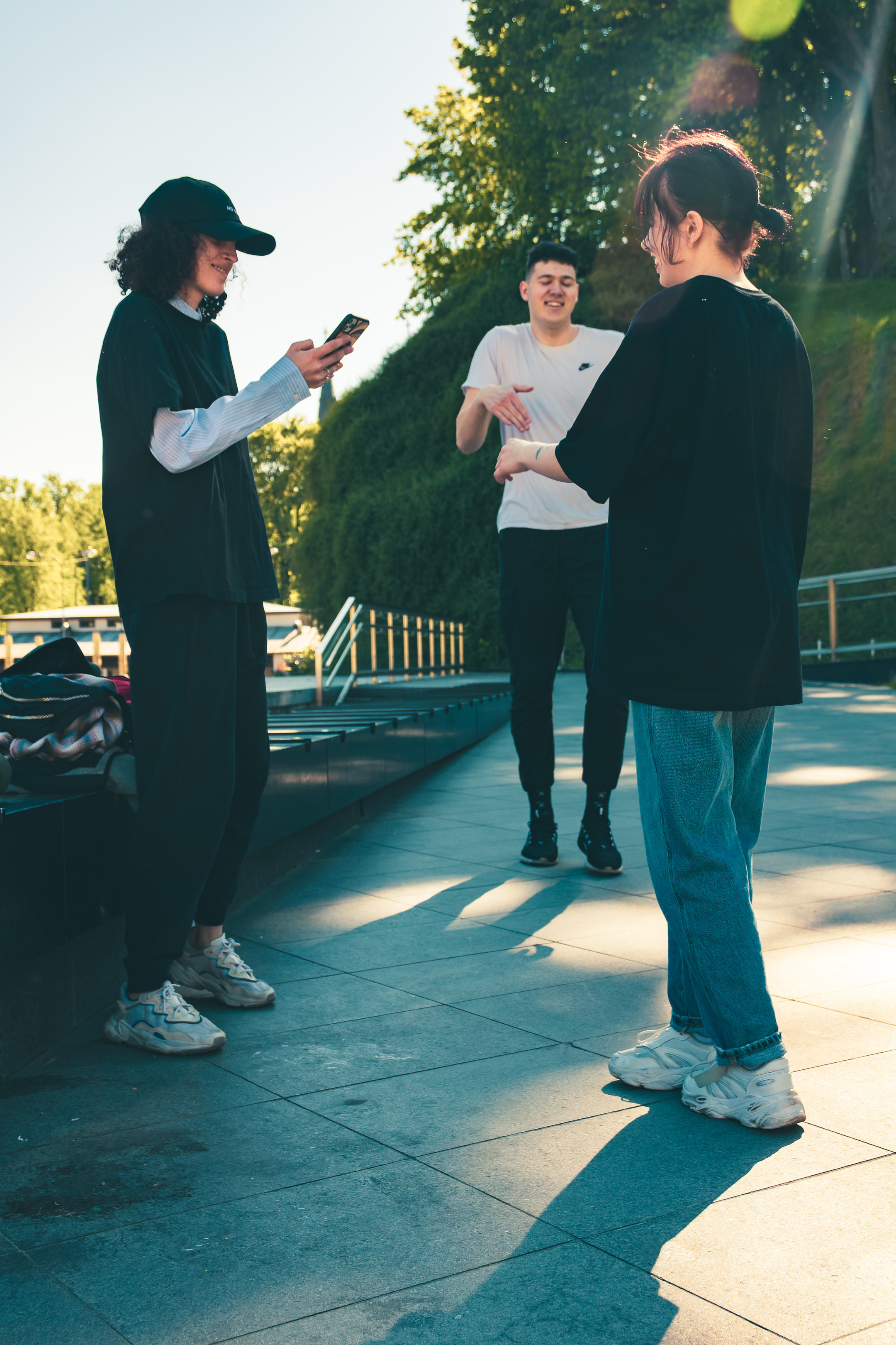 Breakdance (Diana & Her Gang). Nebula 25 — Fotod teie hingele