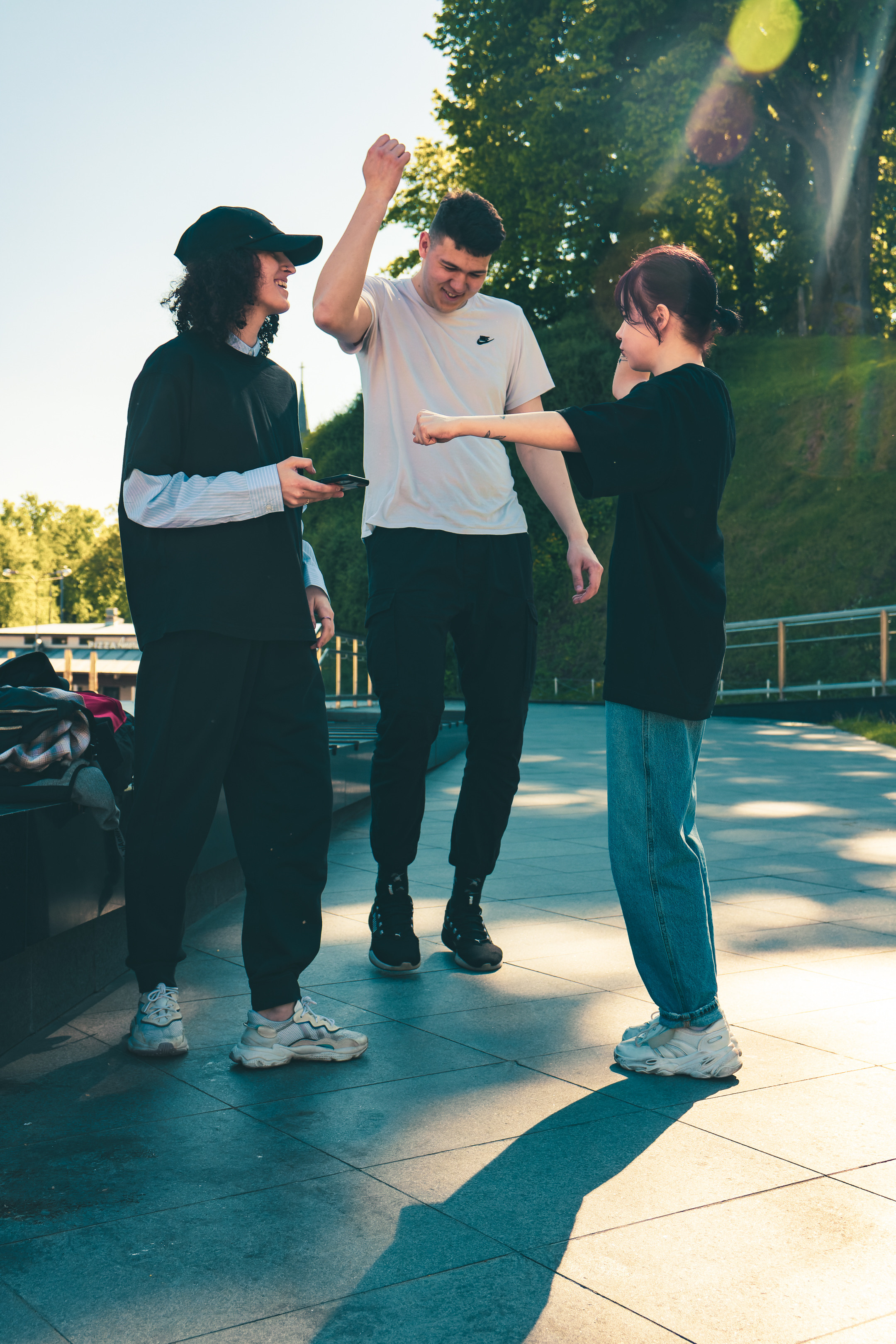 Breakdance (Diana & Her Gang). Nebula 25 — Fotod teie hingele