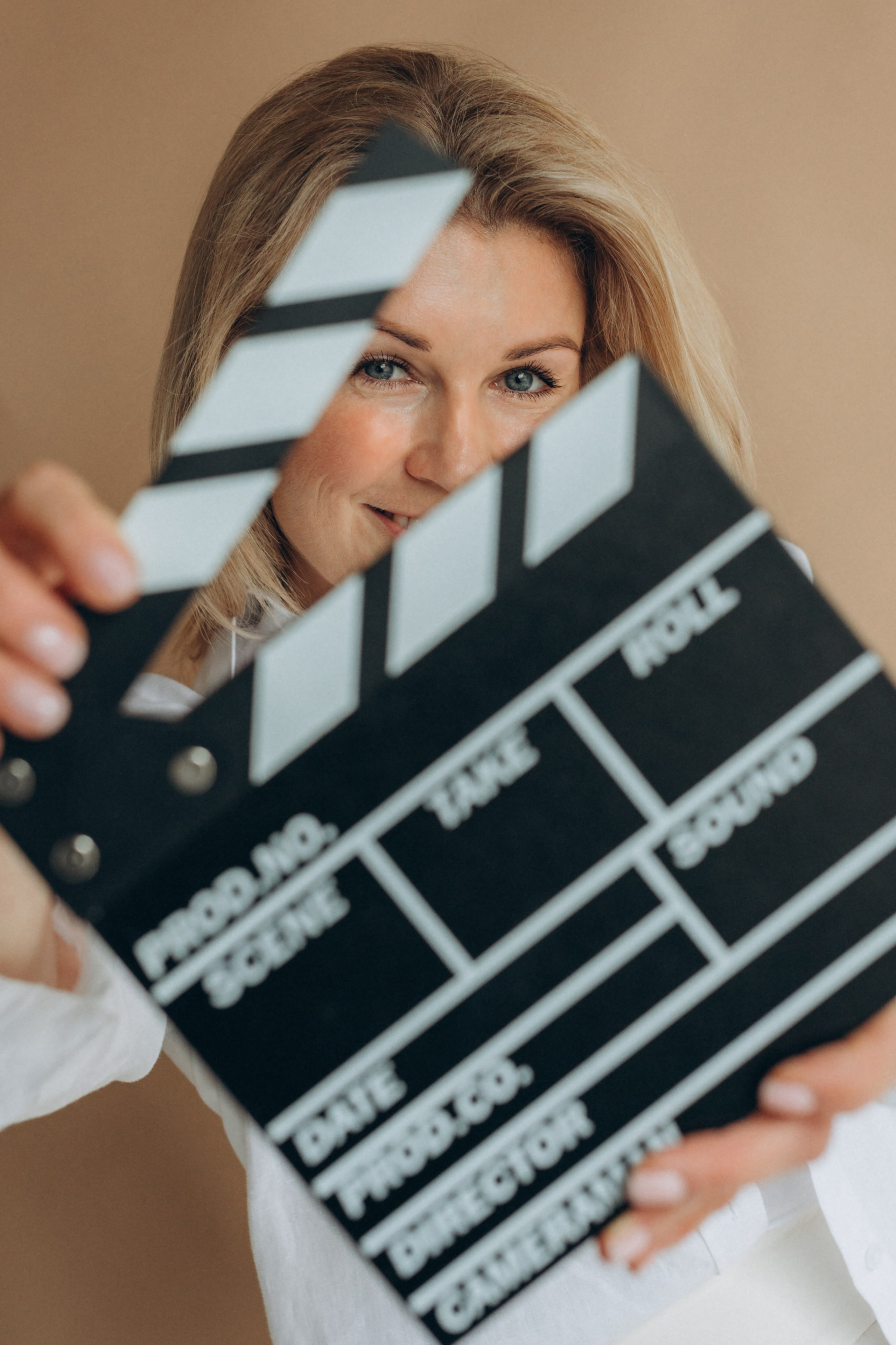 VIDEO. Anna.Abel.Films