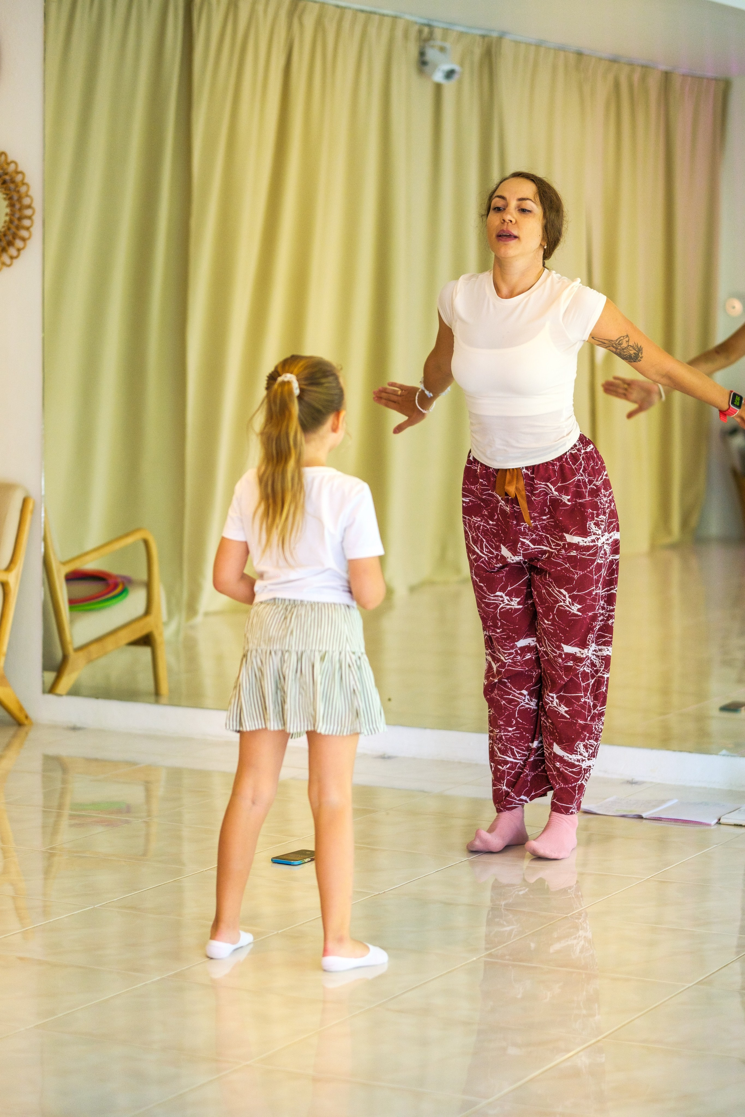 Dance class. Graytail Photo