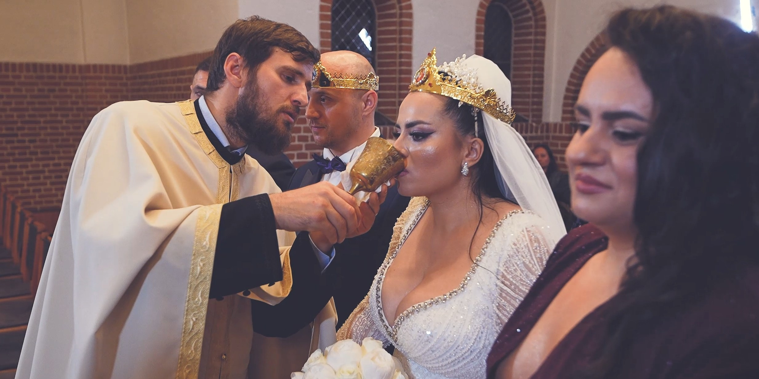 Videografie nunta si botez Danemarca Horsens, Odense – AlexEvents. AlexEvents Fotograf / Videograf de evenimente Danemarca DK Horsens, Arhus, Odense, Vejle.Nunta, botez, foto-studio