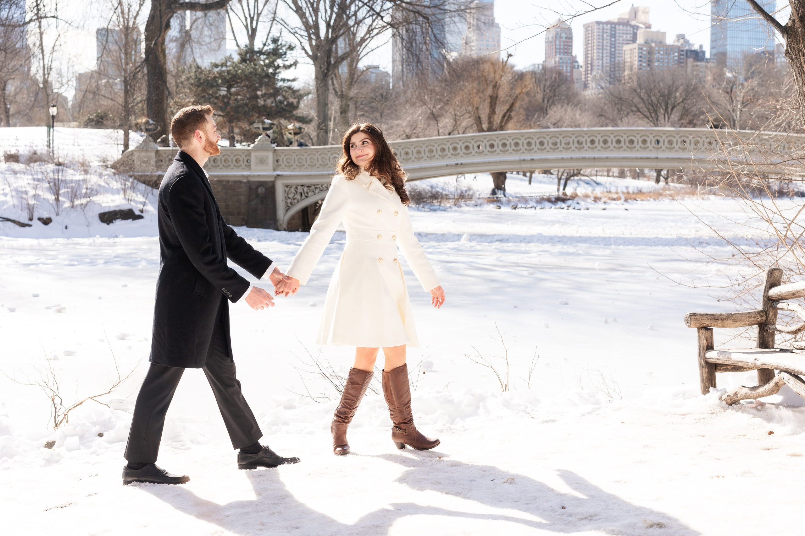 Winter Love in Central Park. Family, lifestyle, and commercial photography in New York and New Jersey