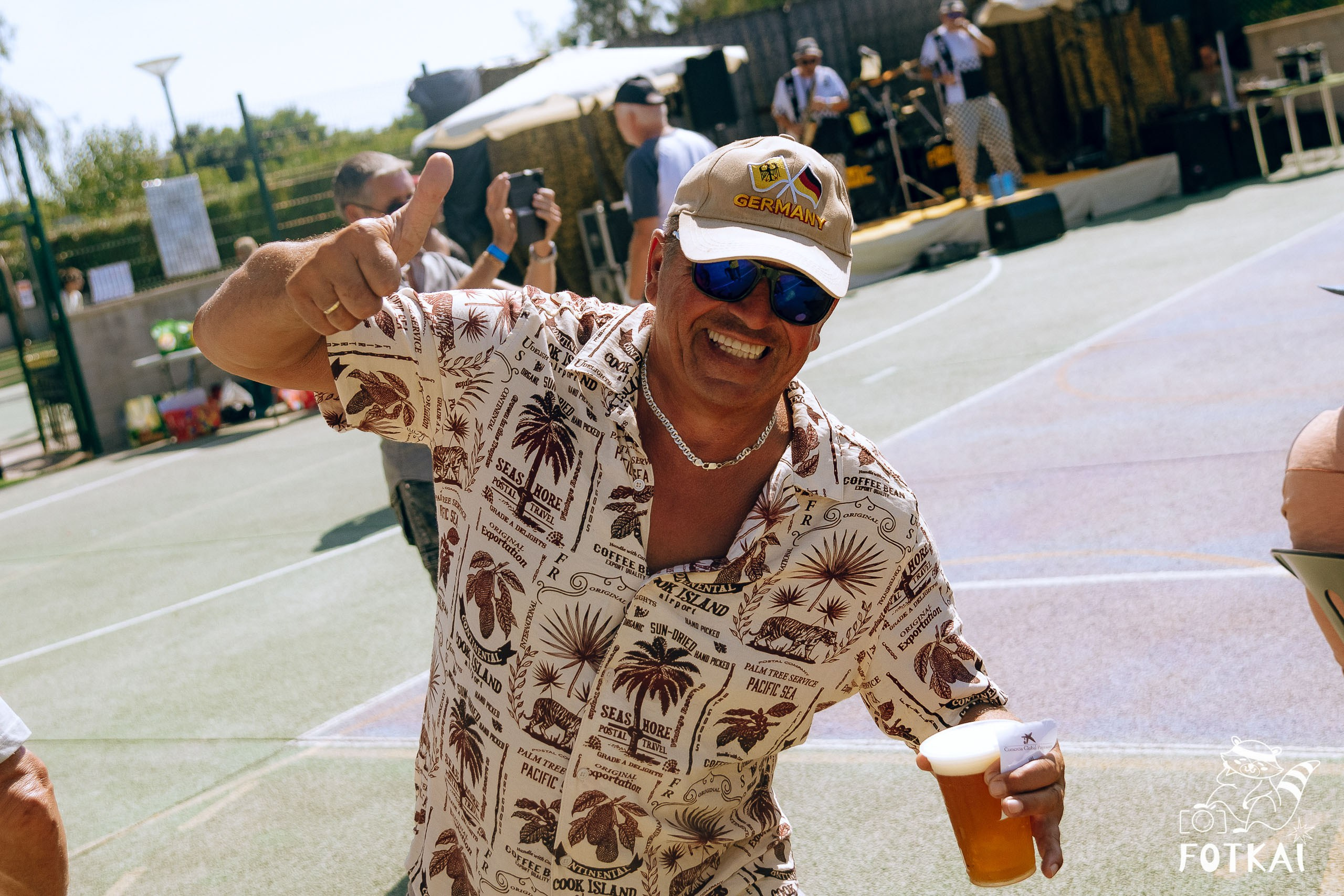 Autumn Gold Fiesta 2025 en Alannia Guardamar – Reportaje fotográfico | FOTKAI