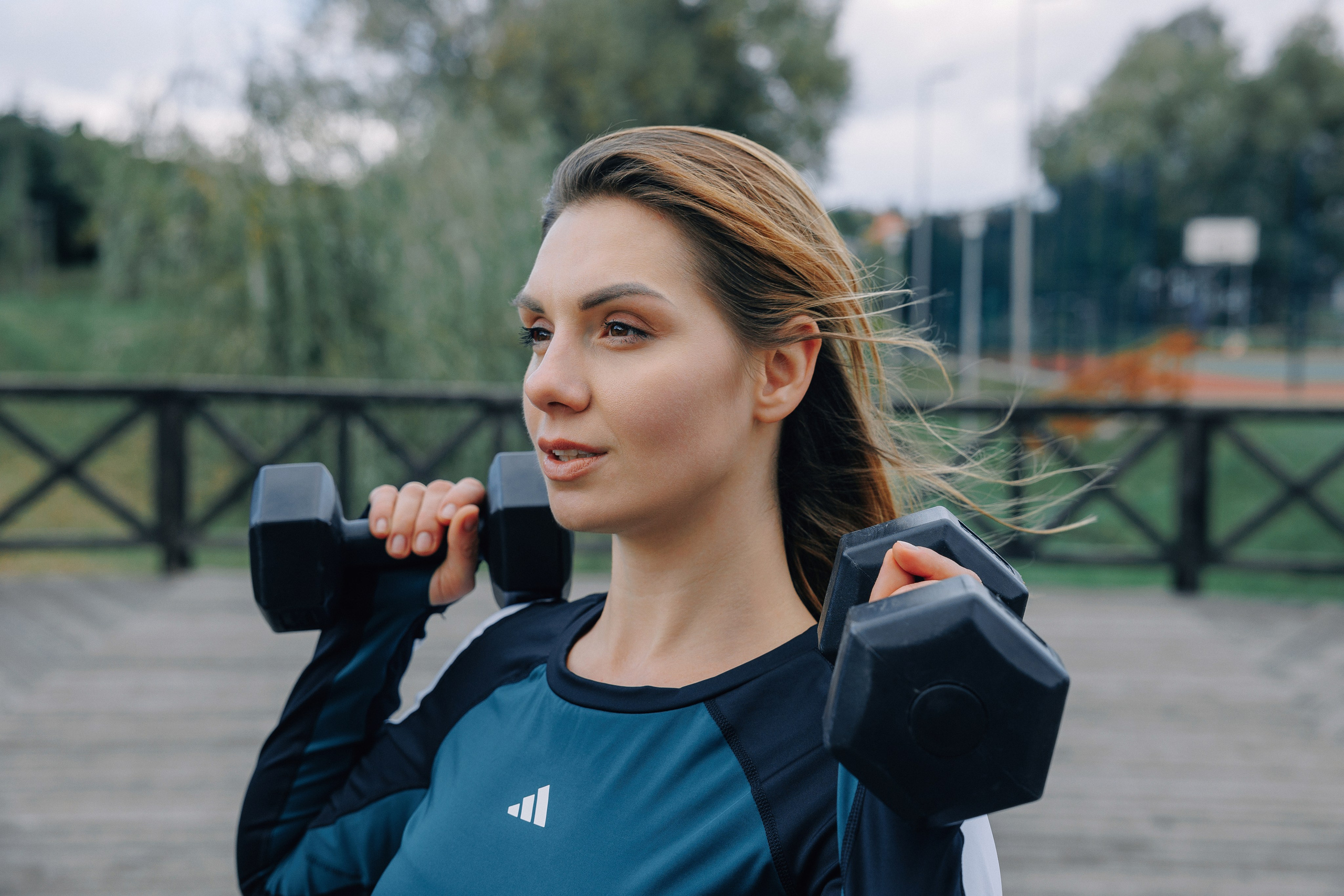 Sesja zdjęciowa dla profesjonalnego trenera żywienia i fitness. content Sesja zdjęciowa. profesjonalny portret trenera