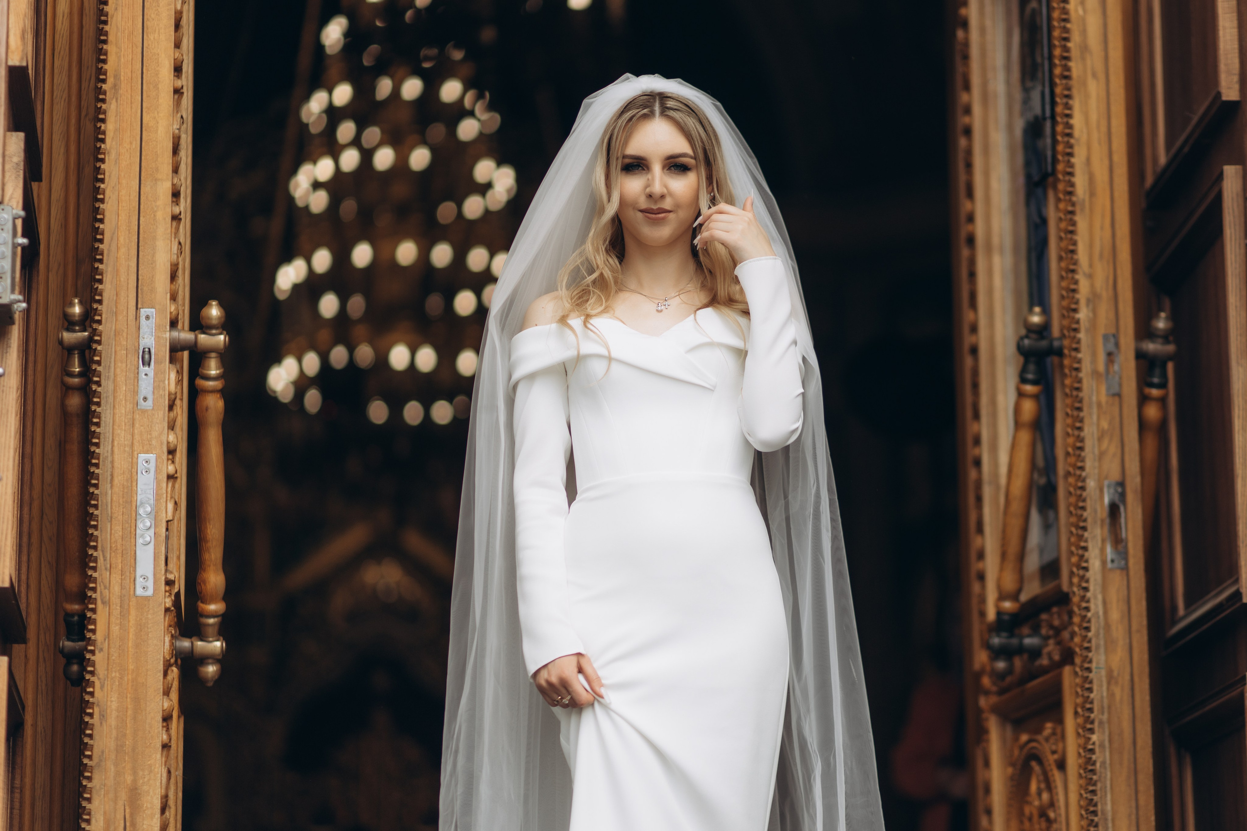 Nikolly & Constantin. Home