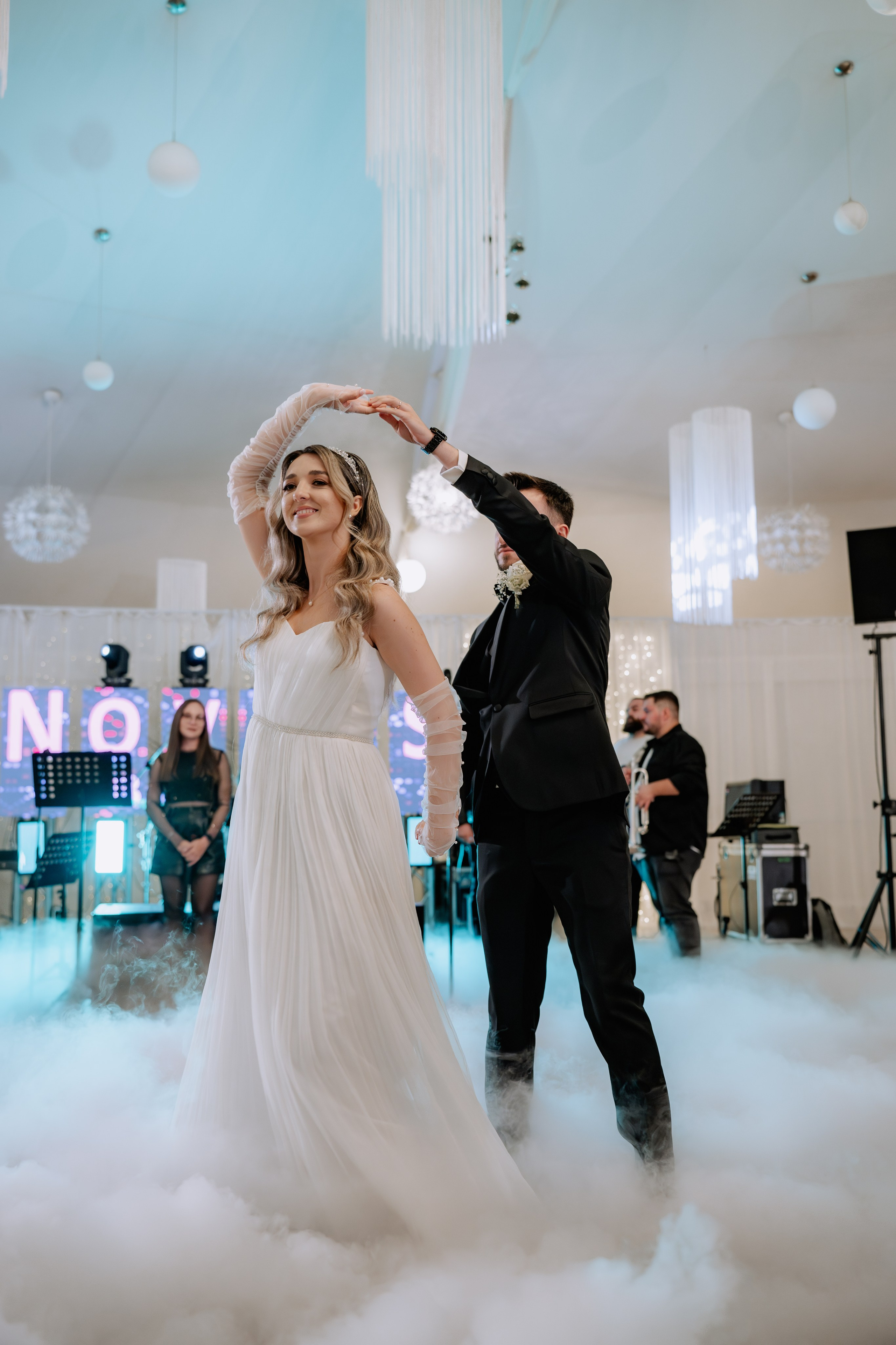 Madalina + Cosmin | Wedding day. Proud Vision Weddings | Wedding Photography & Film — Servicii profesionale Foto Video Nunta Iasi