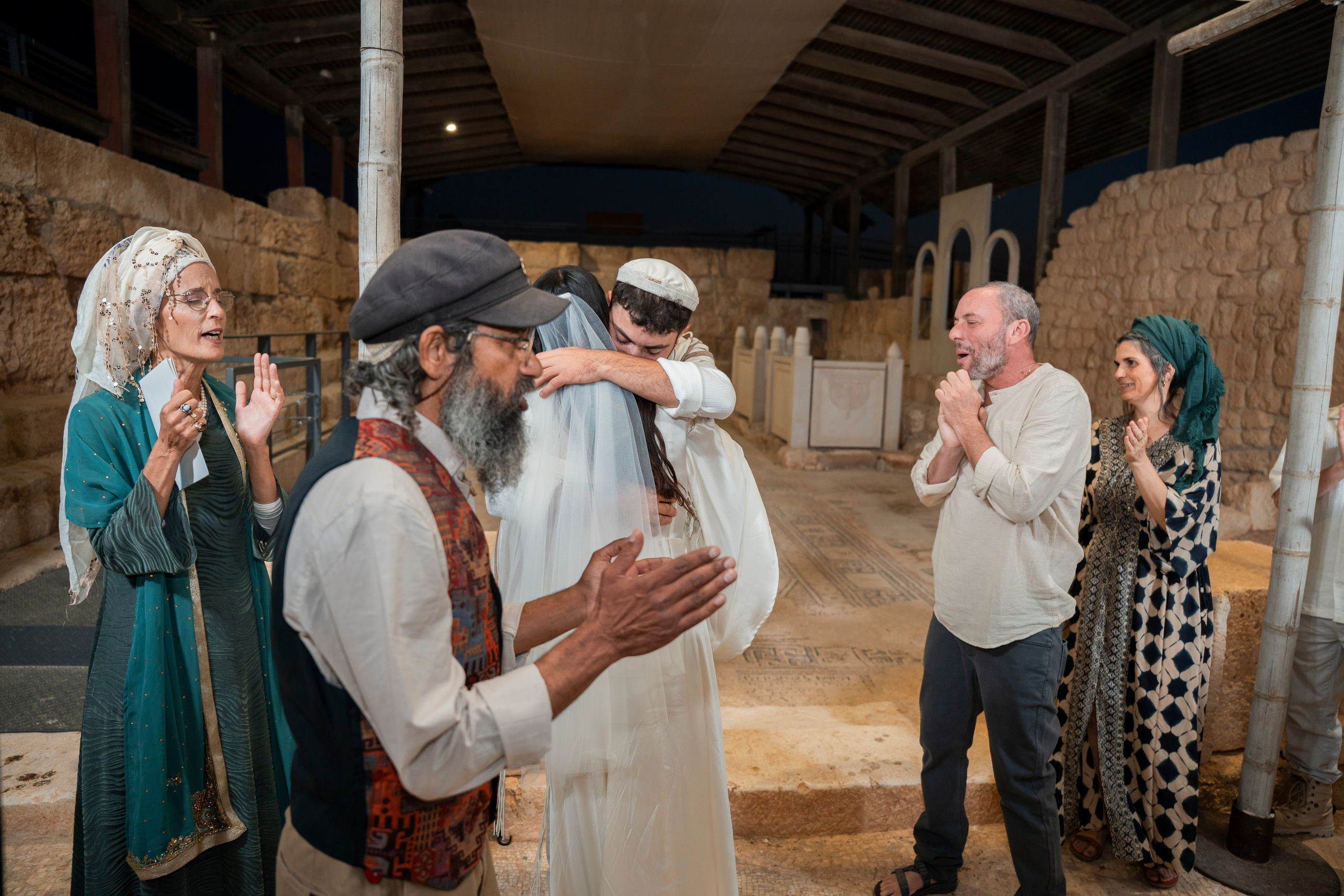עדן ושלהבת. יוסף מזרחי צילום חתונה, ברית וזוגיות. צלם מקצועי שאוהב להוציא אתכם הכי יפים ברגעים הכי מרגשים
