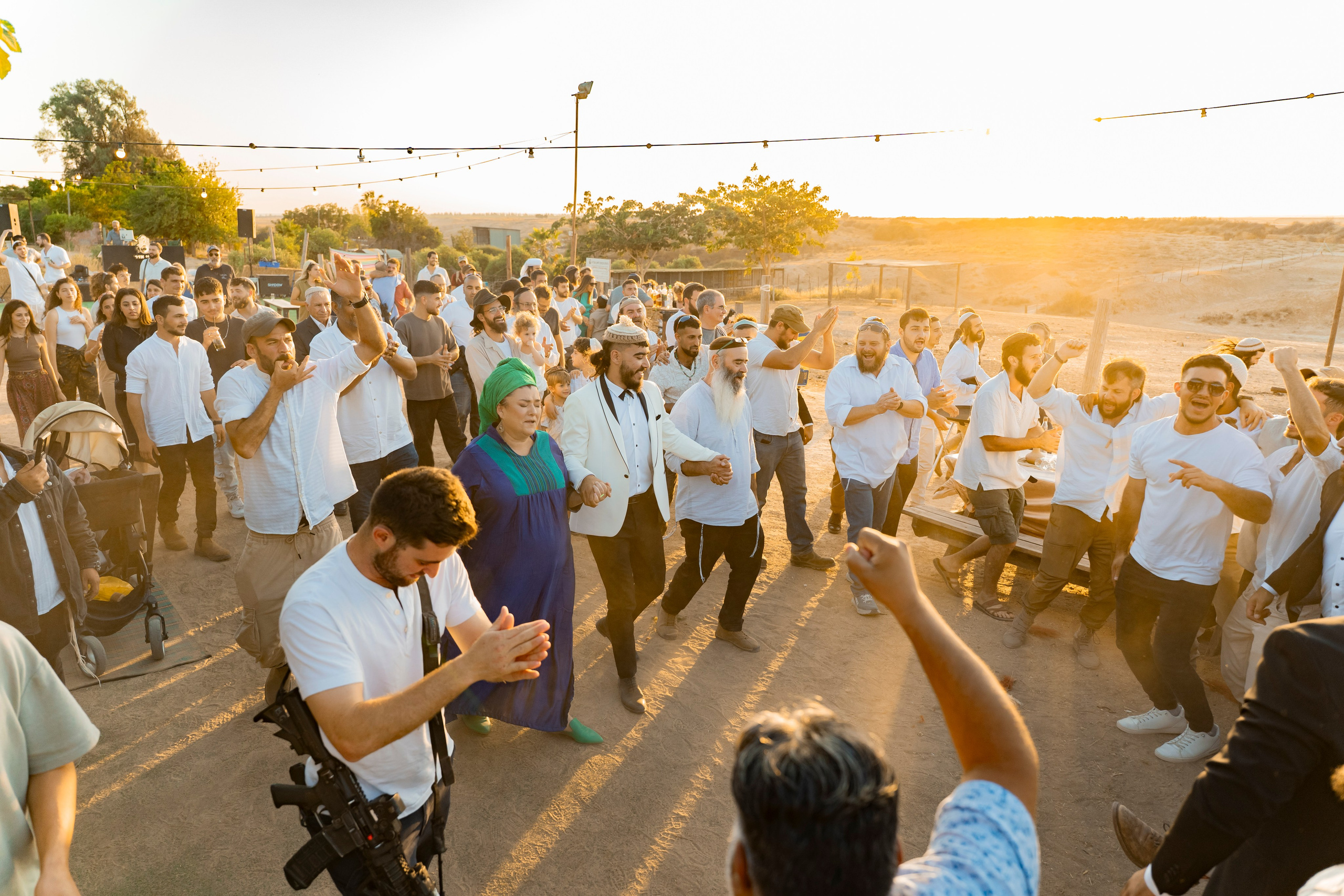 אביה ואחיה. יוסף מזרחי צילום חתונה, ברית וזוגיות. צלם מקצועי שאוהב להוציא אתכם הכי יפים ברגעים הכי מרגשים