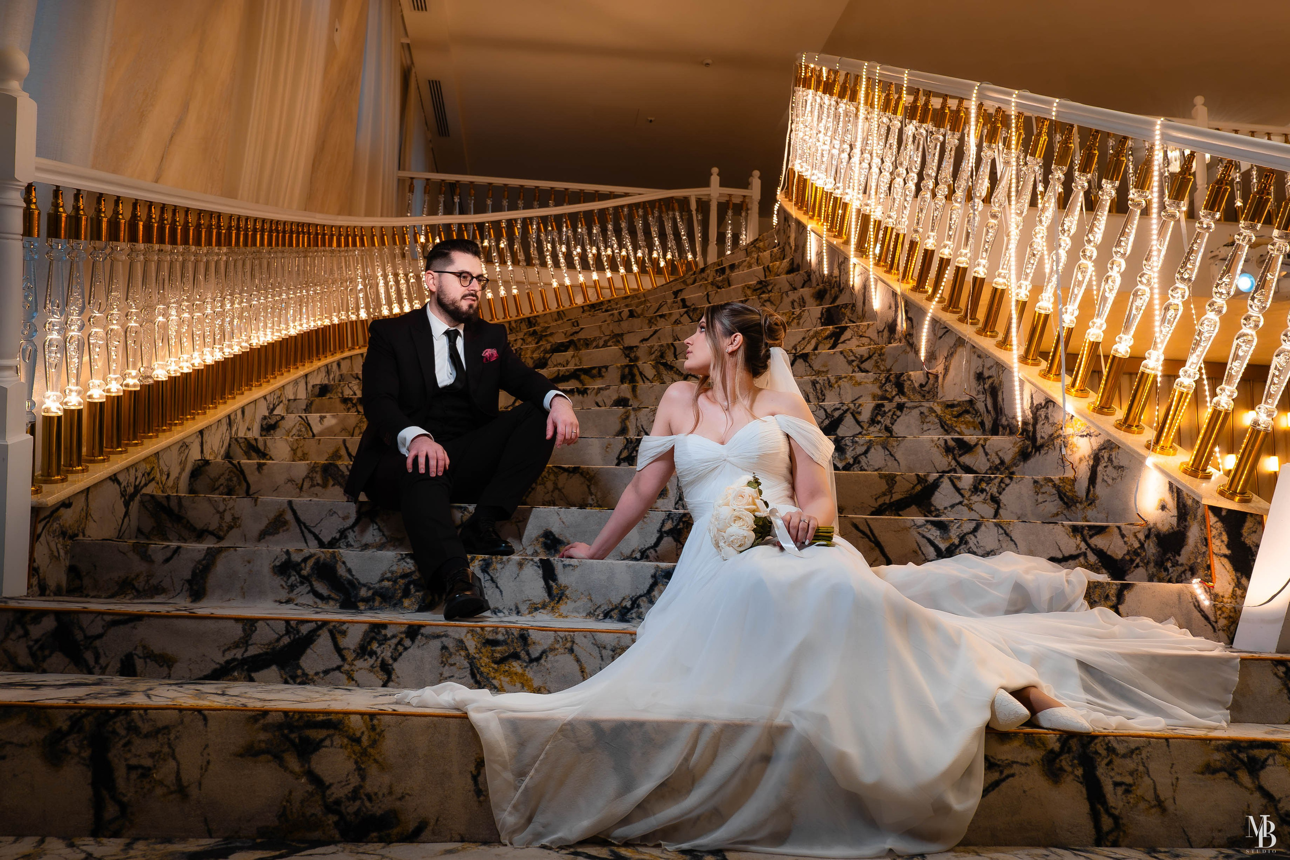 Constantin și Cătălina. MBT STUDIO