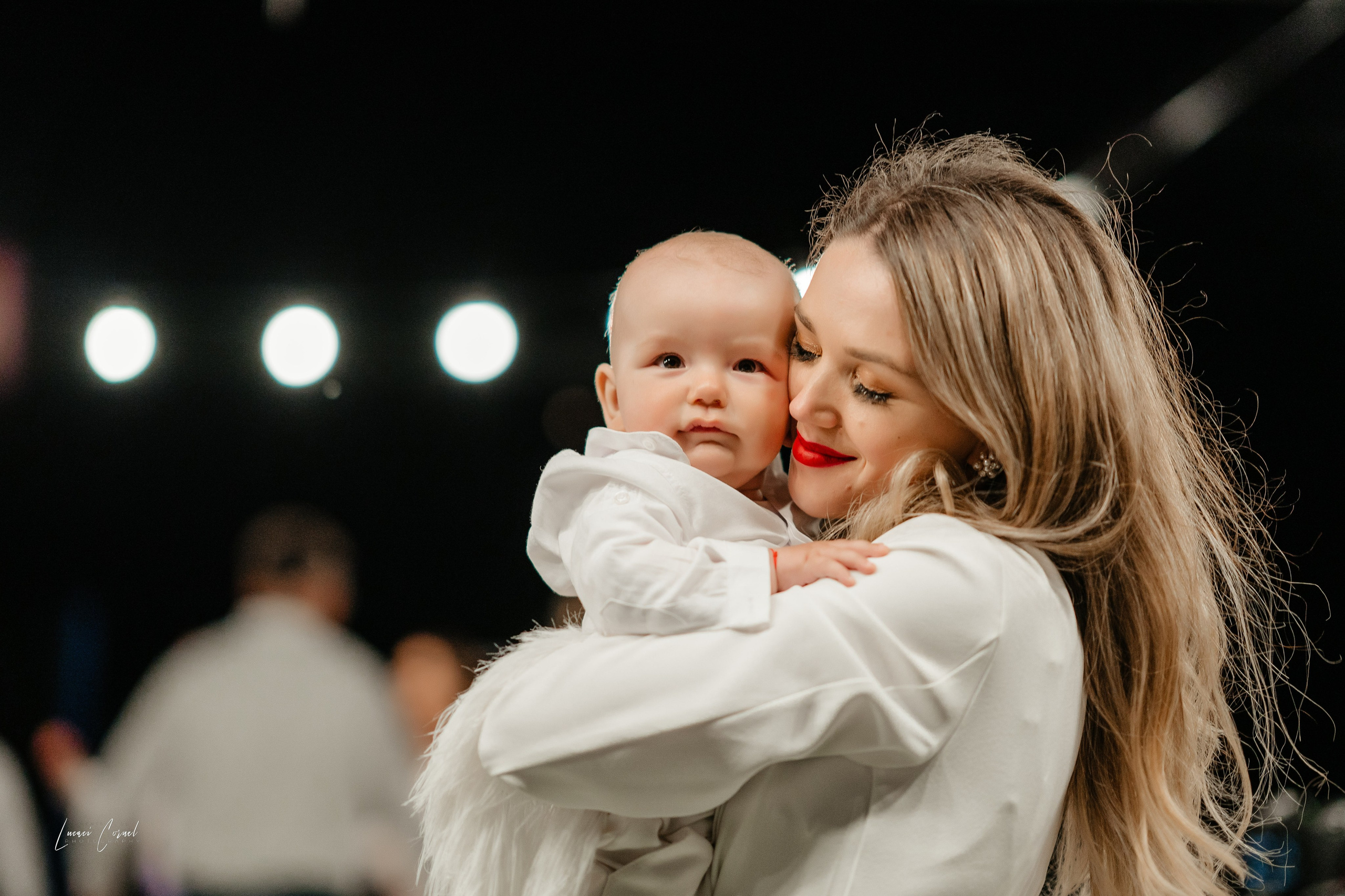 Familie – Amintiri de neuitat. Fotograf de nuntă, corporate, botezuri, majorate și aniversări Roman, Lucaci Cornel