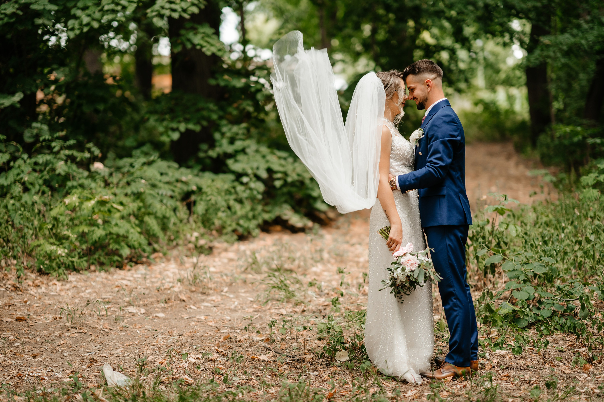 Luiza & Bogdan – Poveste vizuală. Fotograf de nuntă, corporate, botezuri, majorate și aniversări Roman, Lucaci Cornel