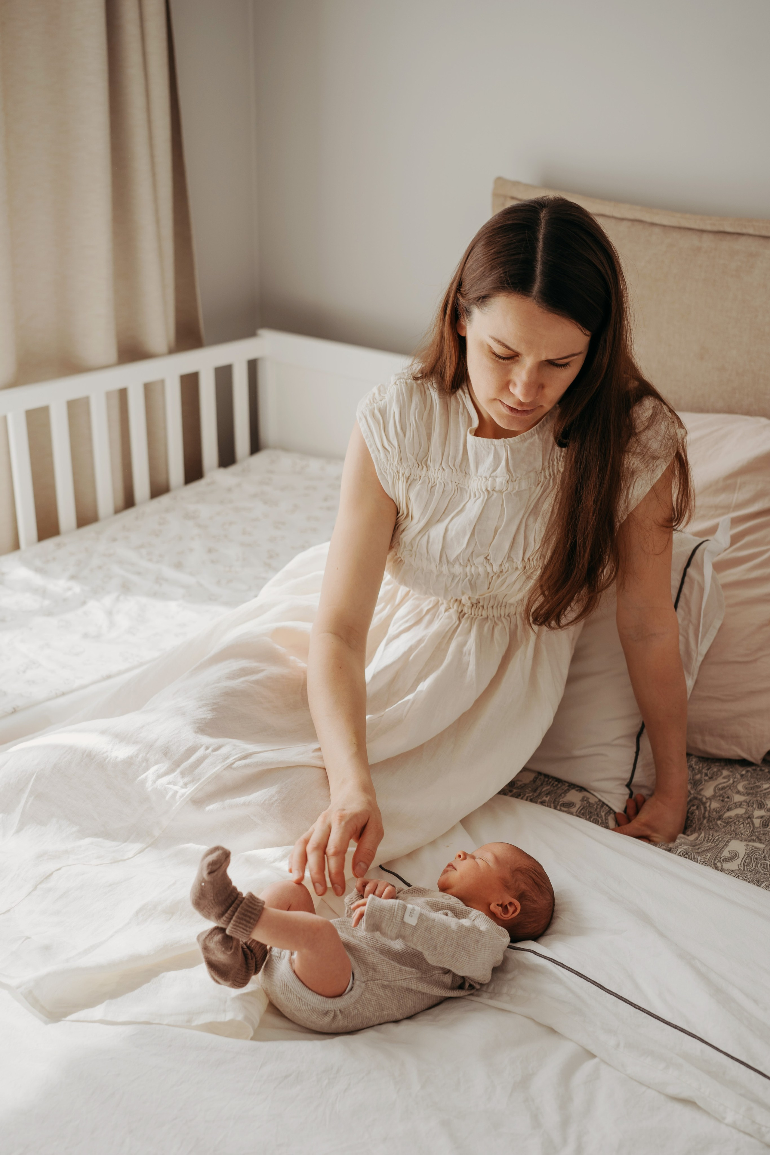 Лео и Соня (10 дней и 5 лет). Фотограф новорожденных и детей первого года Евгения Михалькевич