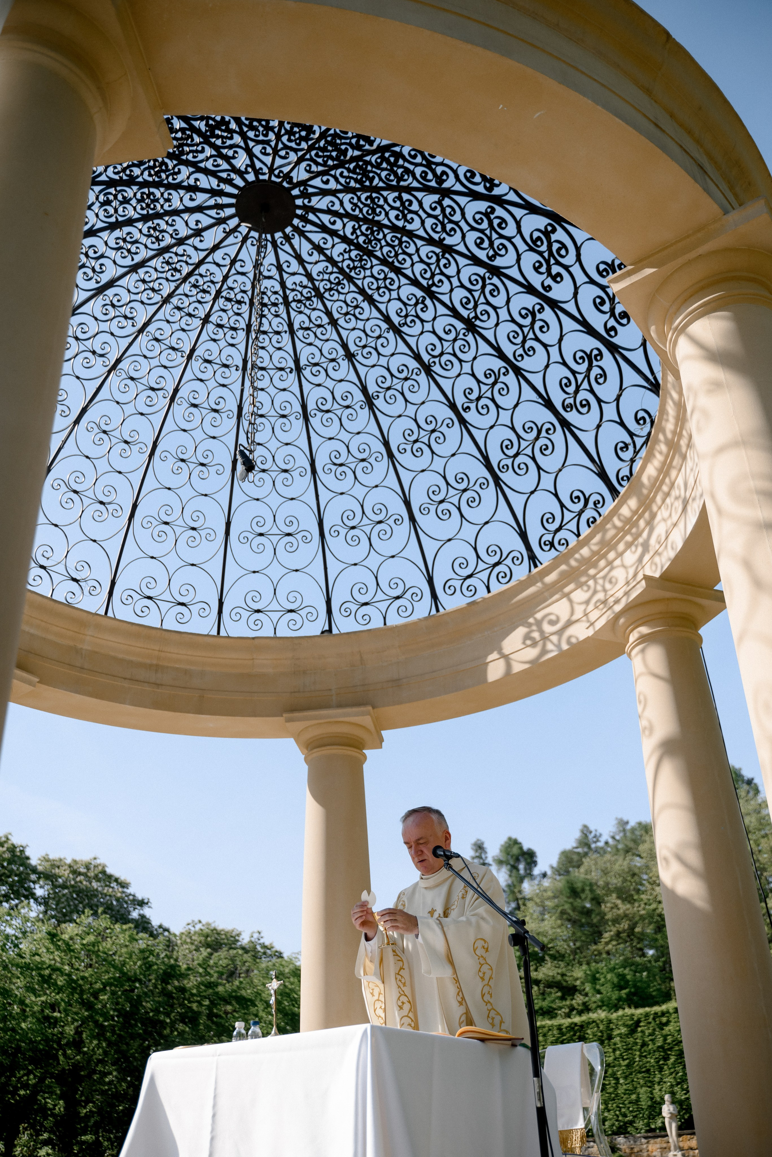 Paula i Marcin wesele w Pałacu Mała wieś 30.04.2024. Wedding photographer Warsaw and Europe