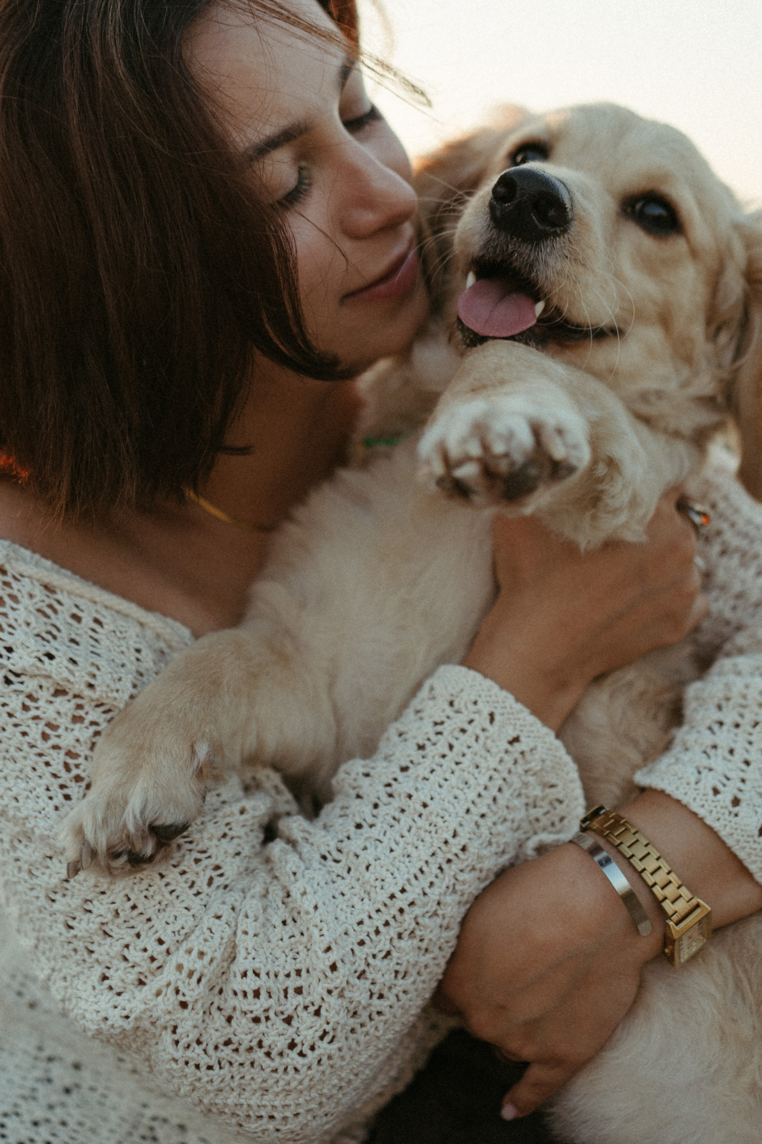 Expecting Javad. Family photographer in Saudi Arabia
