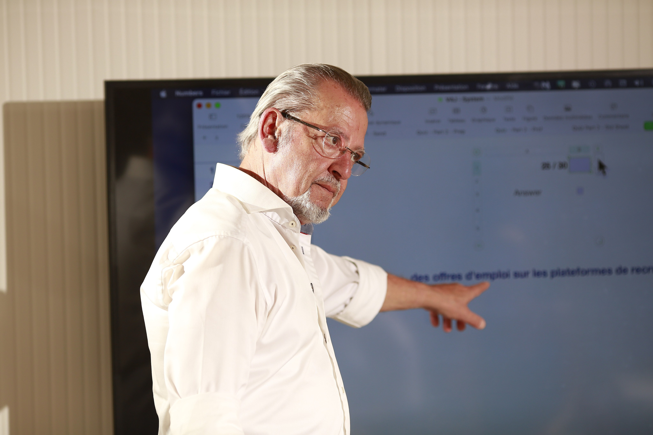 Learning process. Portret photographer in Switzerland Artur Magpie