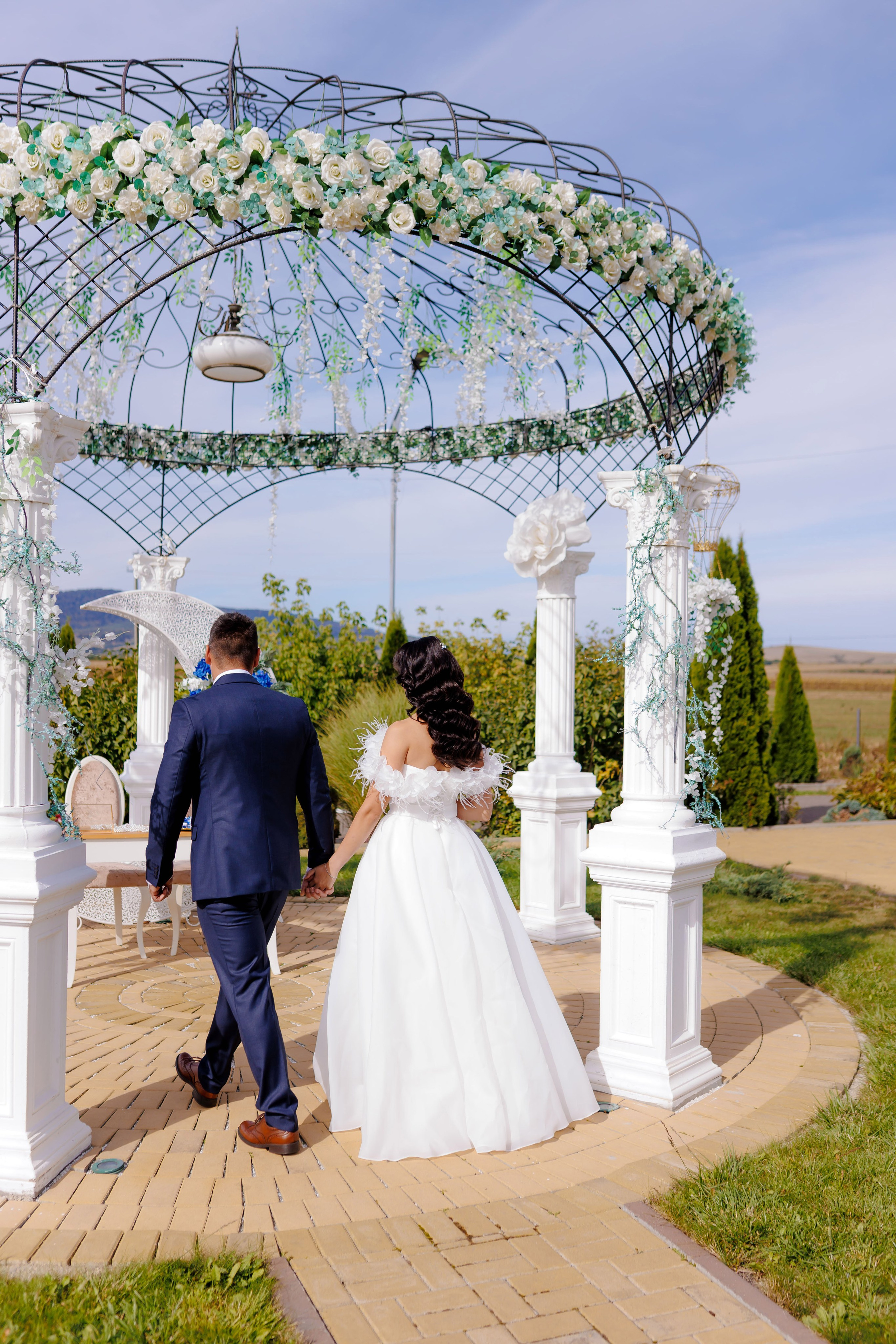 Loredana & Emilian – Ziua Nunții | Videografie - fotografie Botez Suceava, Iași, Botoșani. Servicii foto-video profesionale, pentru momente de neuitat