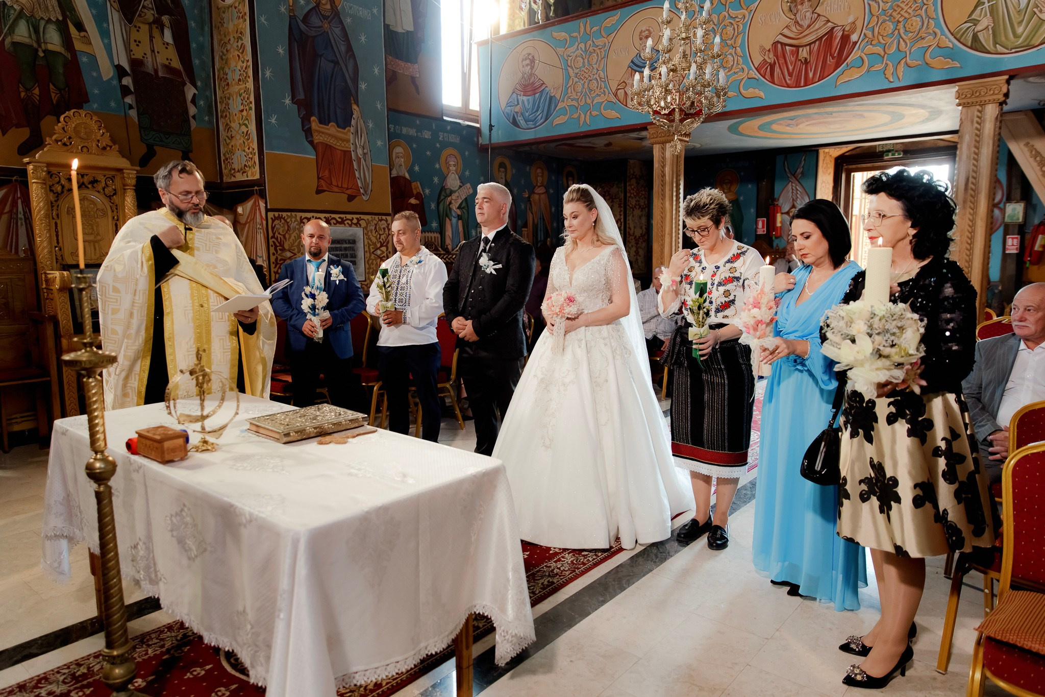 Mihai & Oana. Servicii foto-video profesionale, pentru momente de neuitat