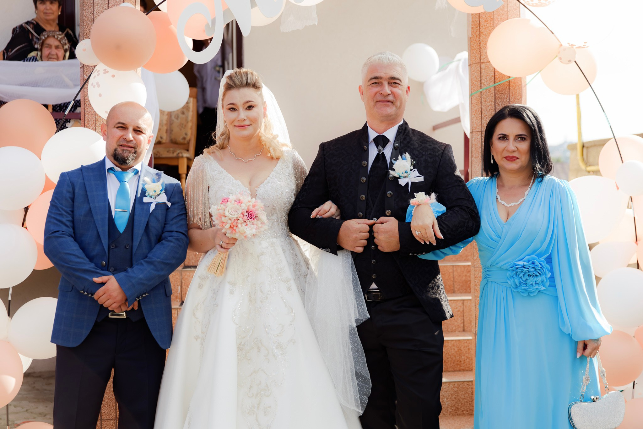 Mihai & Oana. Servicii foto-video profesionale, pentru momente de neuitat