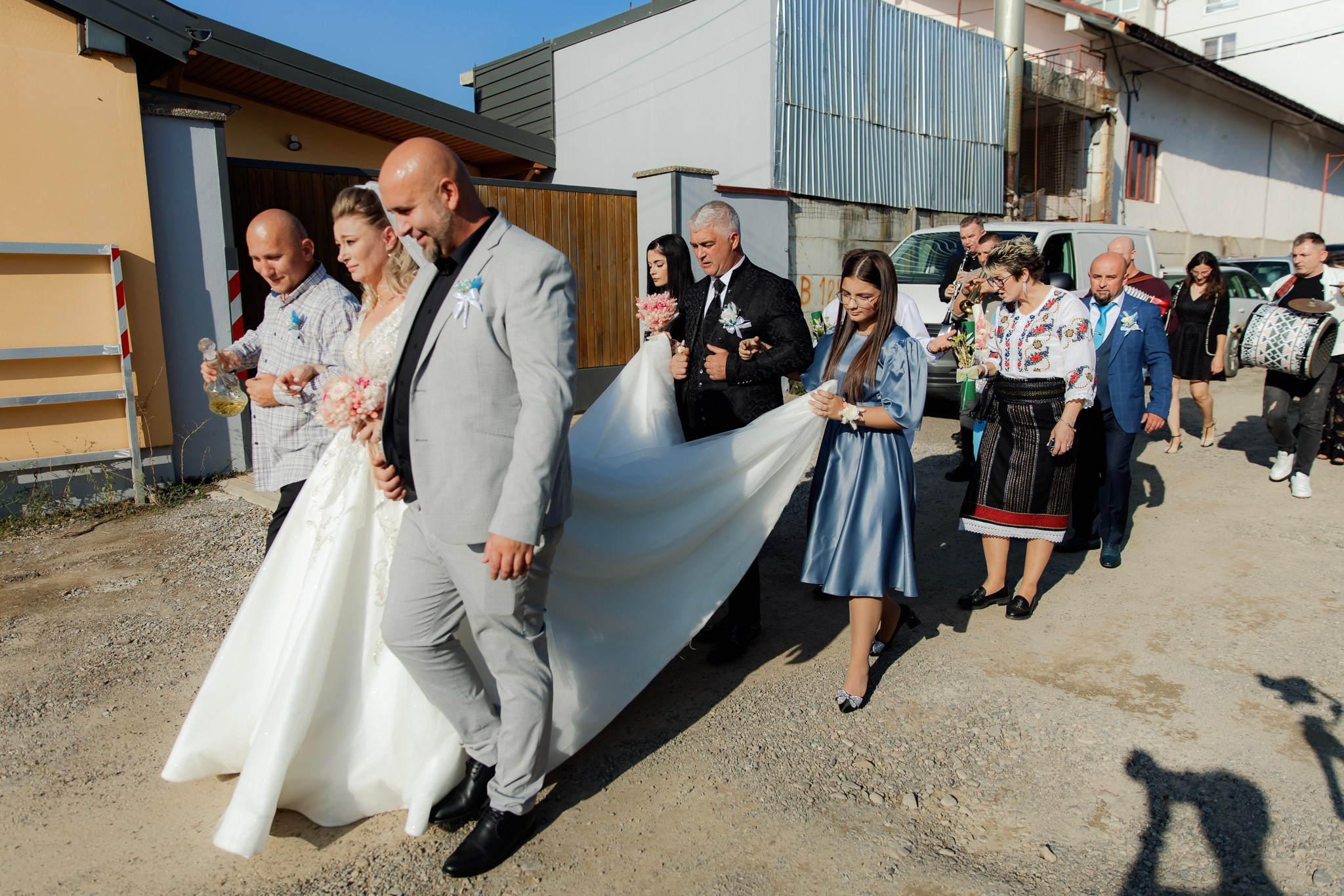 Mihai & Oana. Servicii foto-video profesionale, pentru momente de neuitat