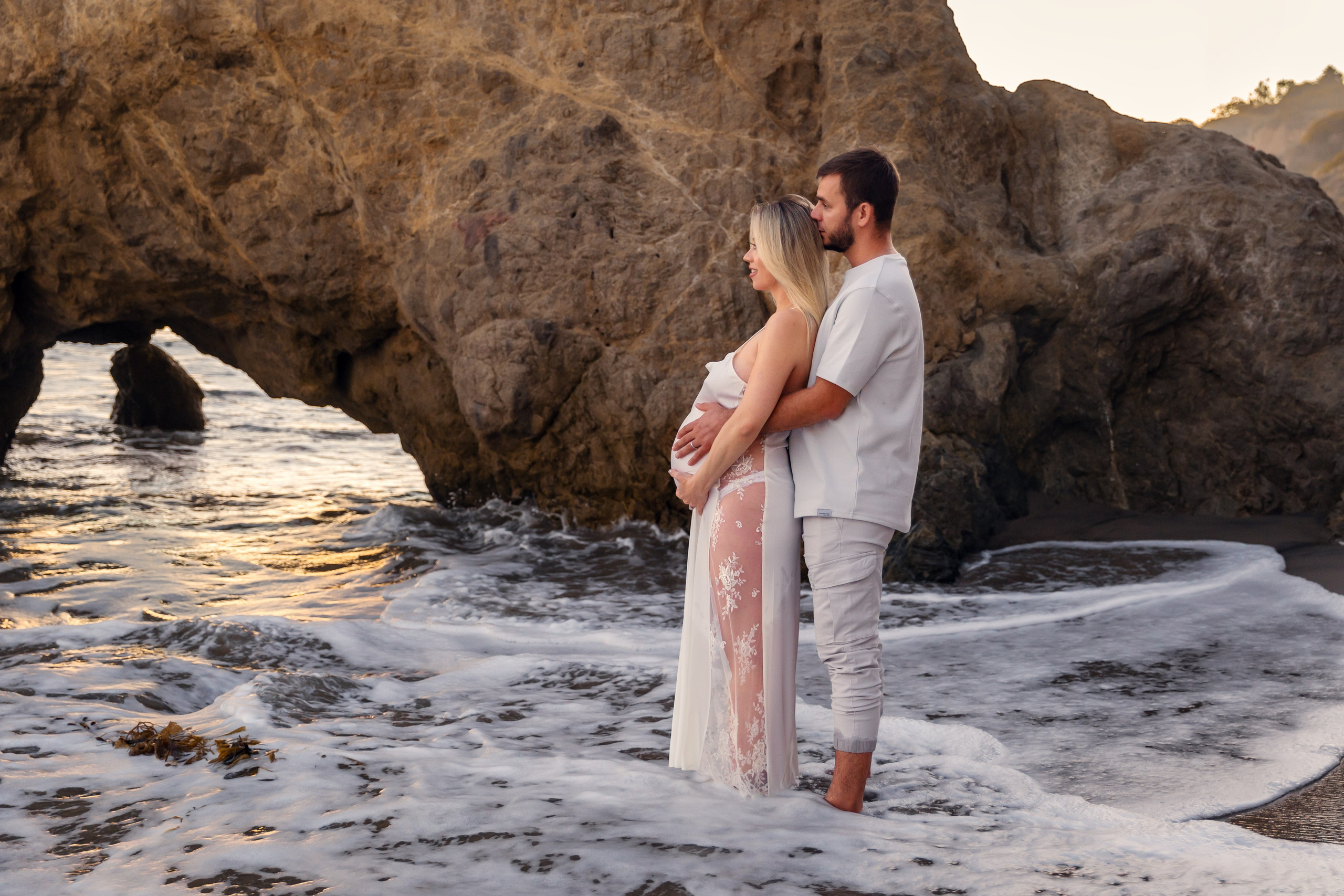 Maternity. Los Angeles portrait photographer Valeria Kasatkina