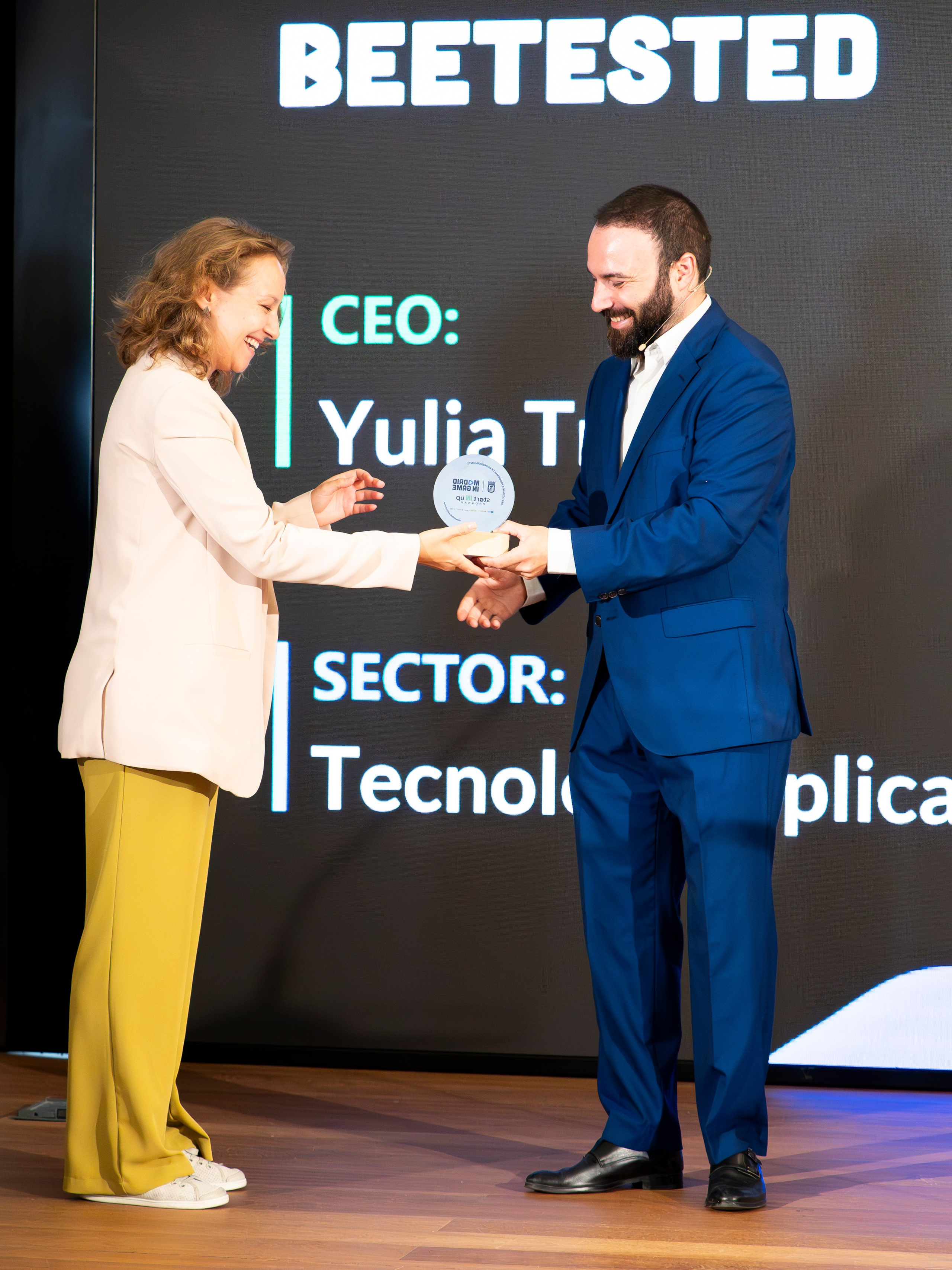 Eventos y Reuniones Diplomáticas. Fotógrafa de Periodismo y Documentación, Teatro, Cine, Shooting para Modelos, Bodas, Bautizos, Comuniones, Familia y Eventos