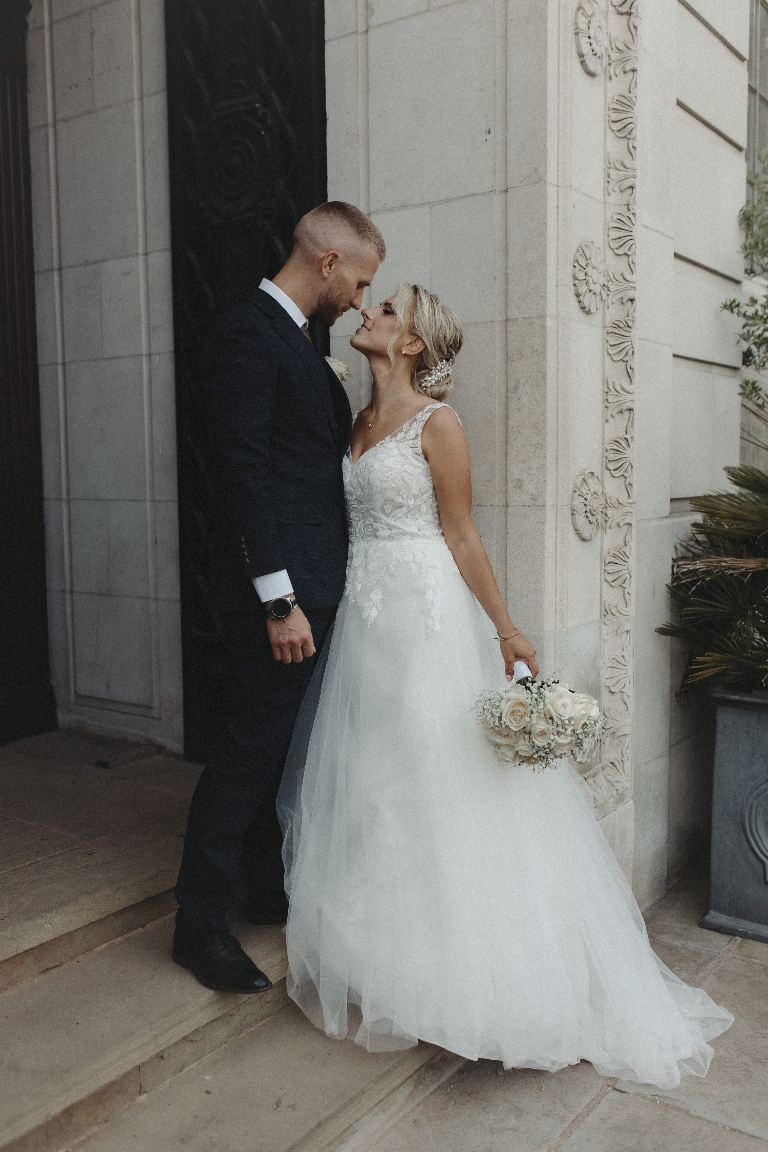 K&V. Wedding and Portrait Photographer Evie Moon