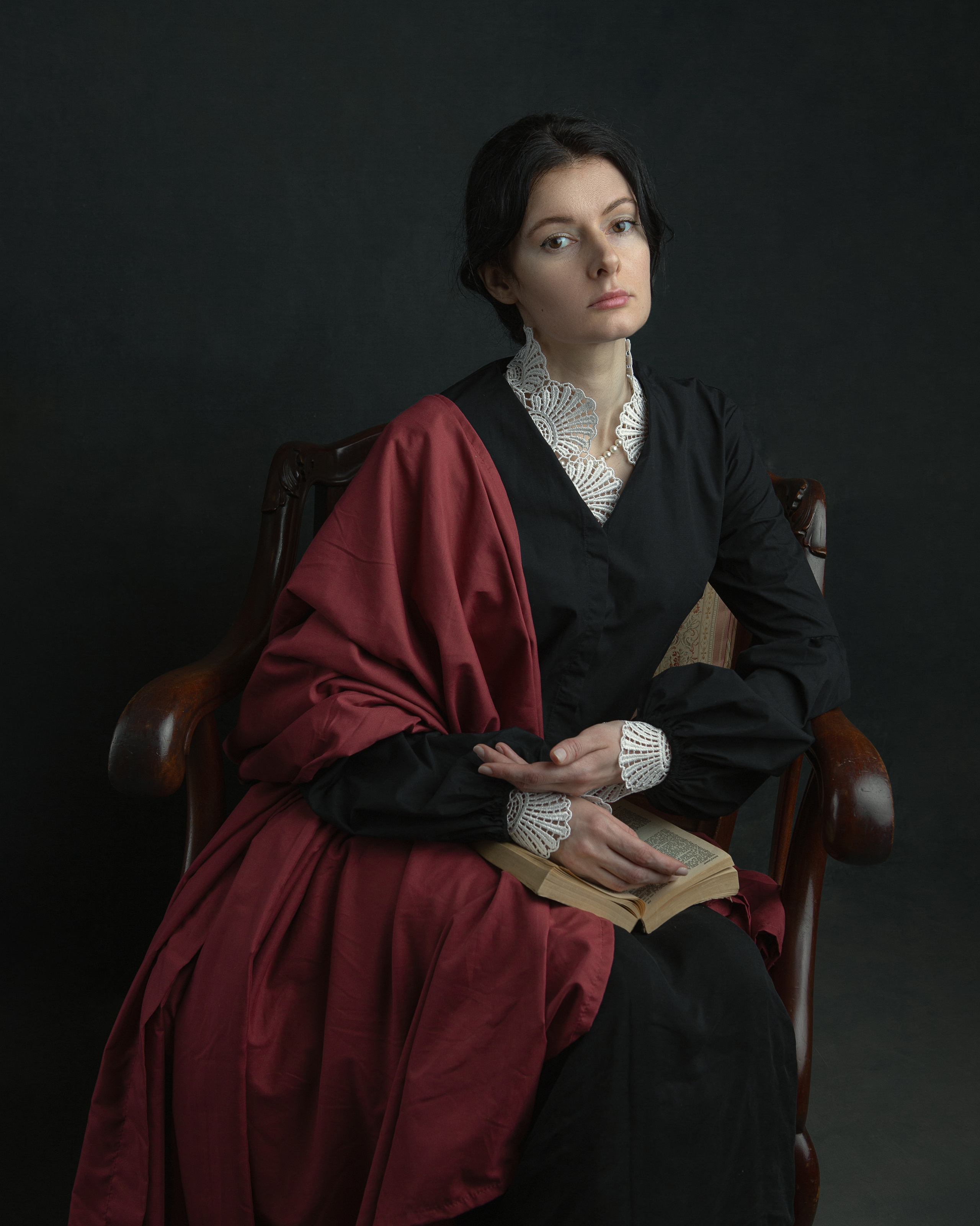 portrait, studio photo session, photographer, photography, classic studio photo-session, headshot, studio headshot, New York photographer, photographer New York, studio photography NYC, NYC photographer, NYC photo studio, art, painterly portraits, framed art, fine-art photography, photo session, model portfolio, art portrait, painting-like feel