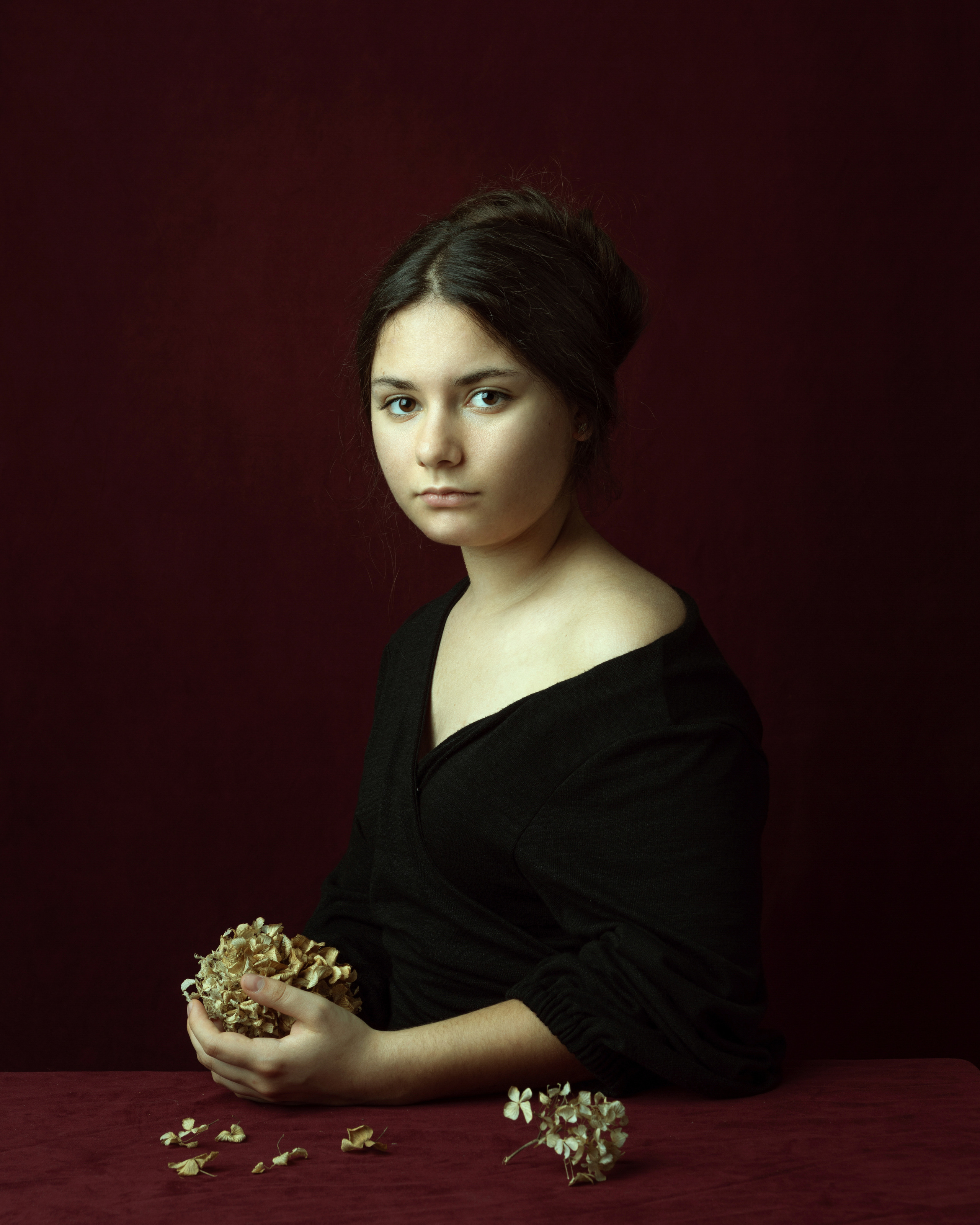 portrait, studio photo session, photographer, photography, classic studio photo-session, headshot, studio headshot, New York photographer, photographer New York, studio photography NYC, NYC photographer, NYC photo studio, art, painterly portraits, framed art, fine-art photography, photo session, model portfolio, art portrait, painting-like feel