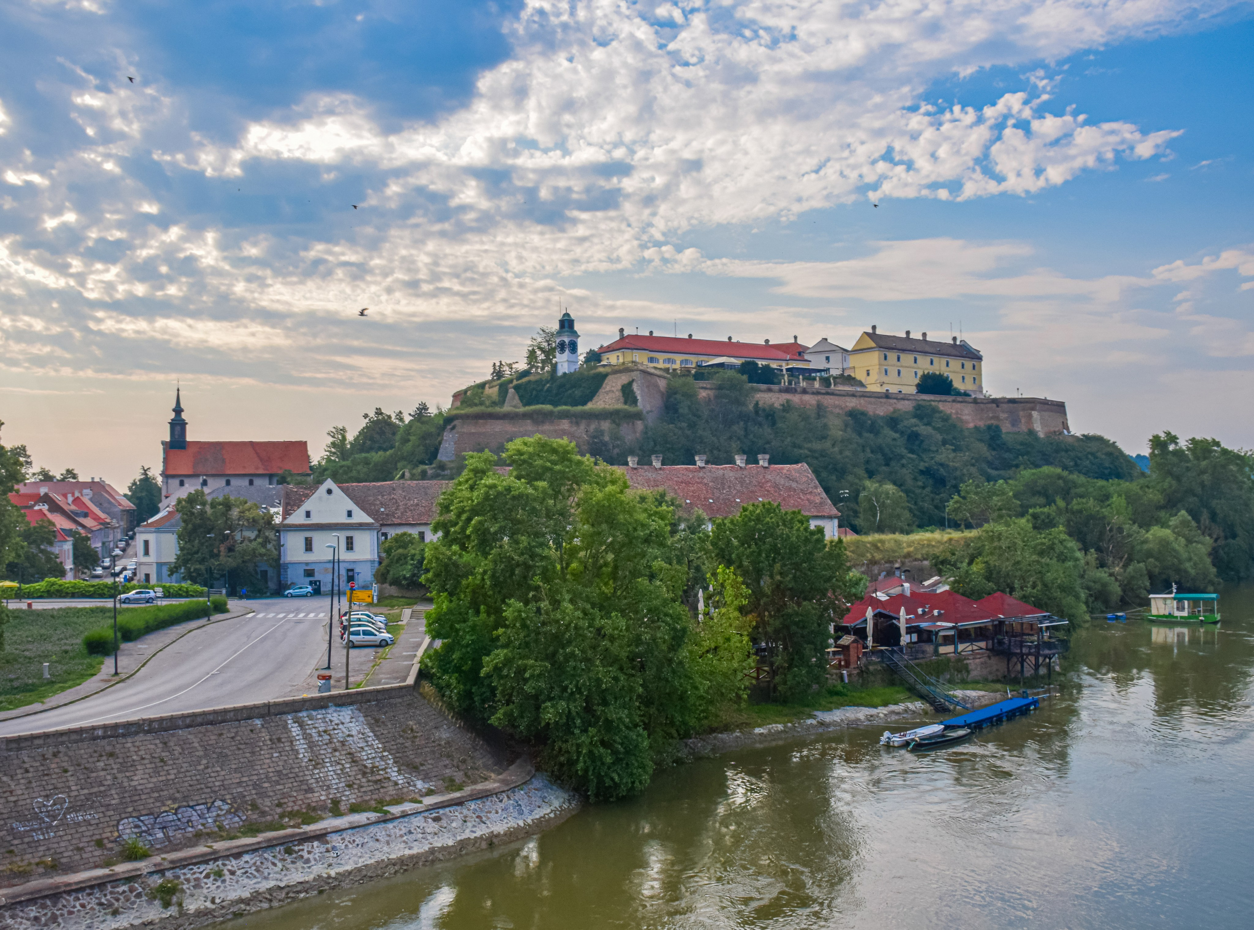 Петроварадин - галерија на продају. Викторија Федосеенко, фотограф у Србији