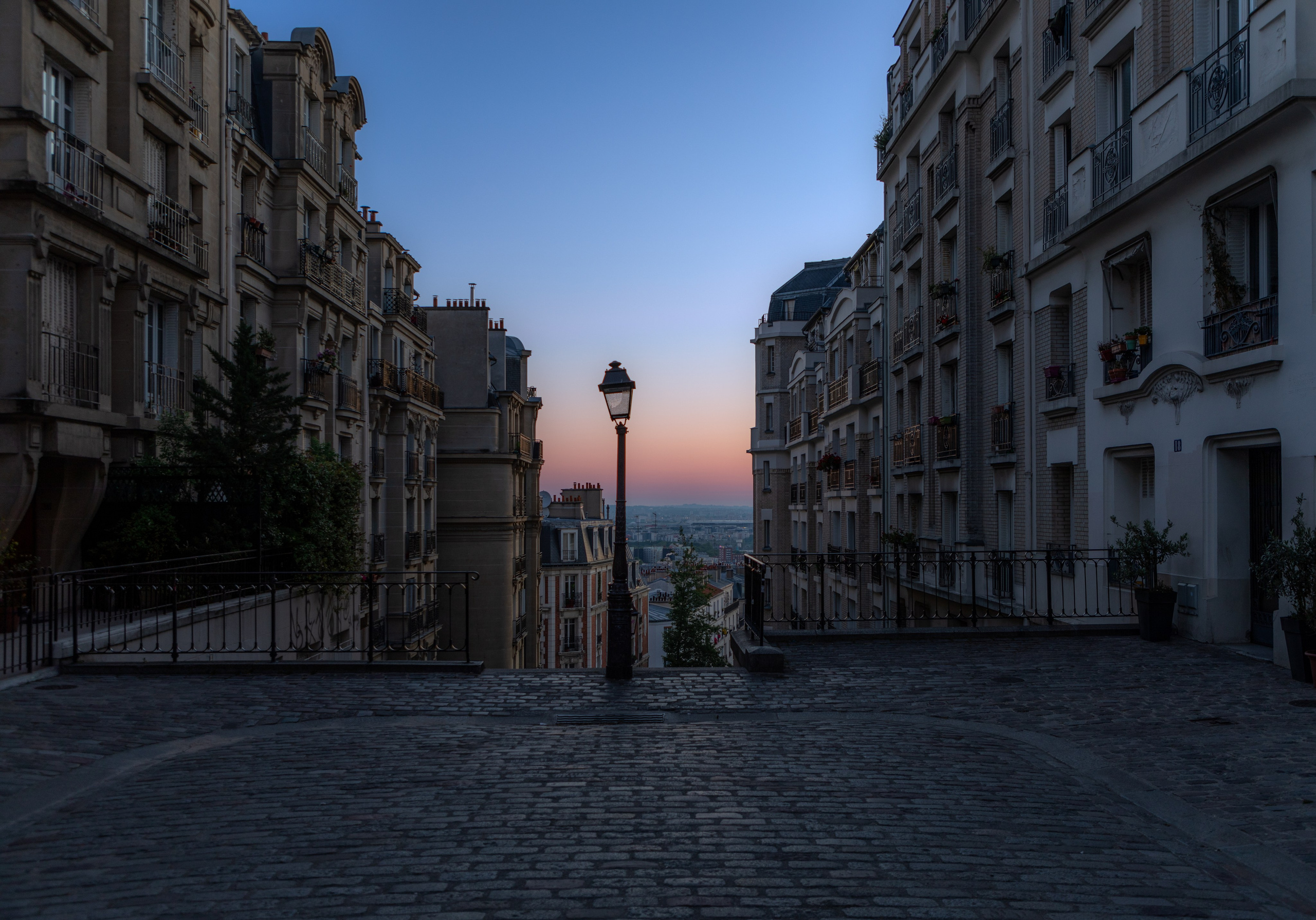 PARIS. Photographe Karen Tatevosian