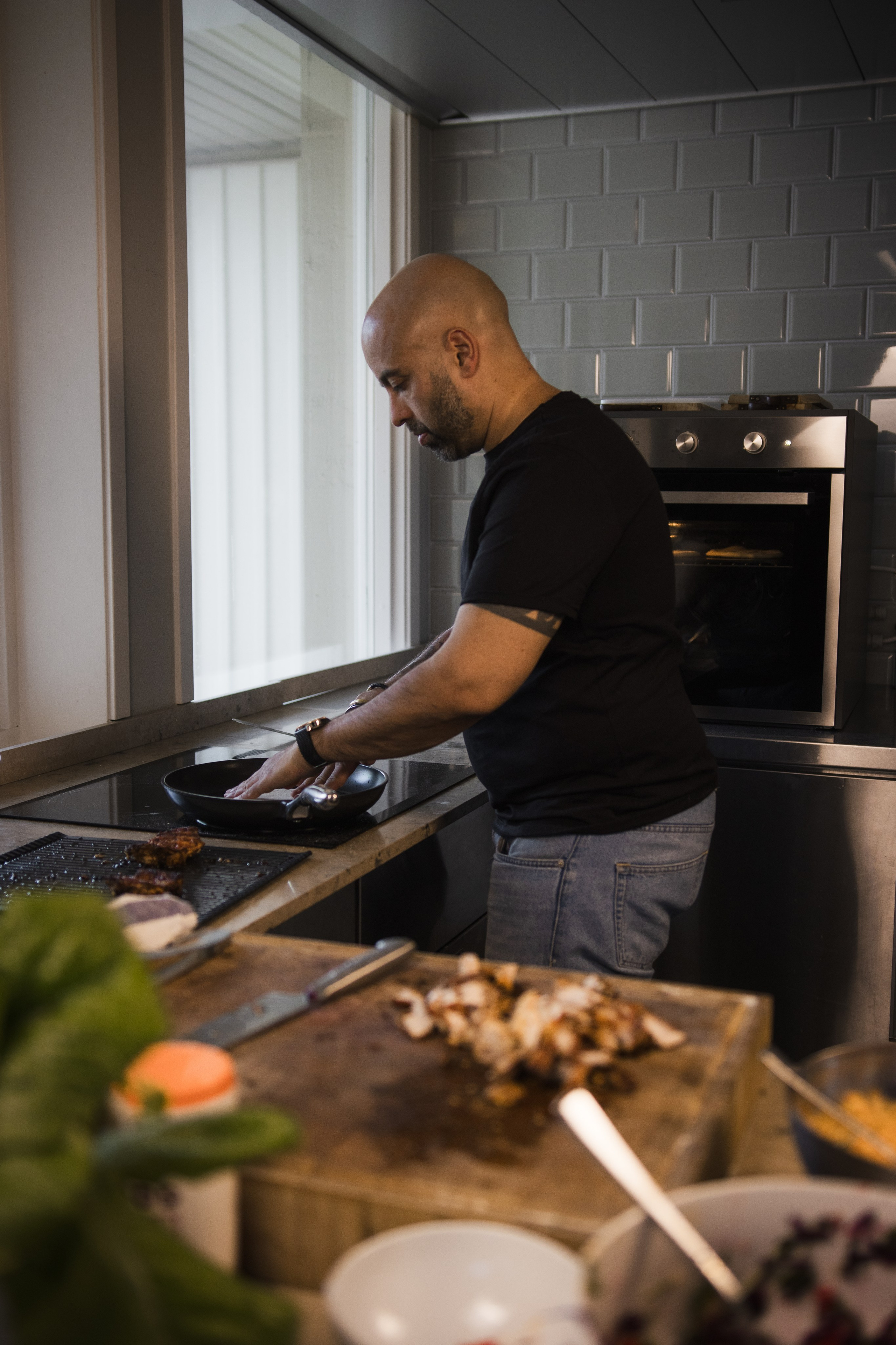 OnePan. Photographer in Gothenburg Aleksandra Stroganova