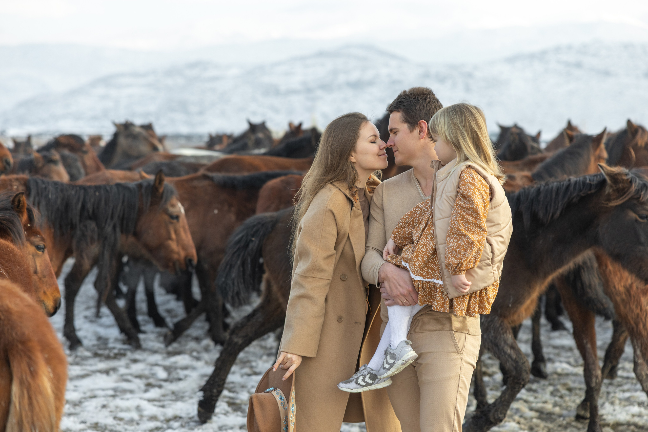 FAMILY. Cappadocia Photographer — Weddings, Elopements & Couple Photoshoots | Julia Ganch
