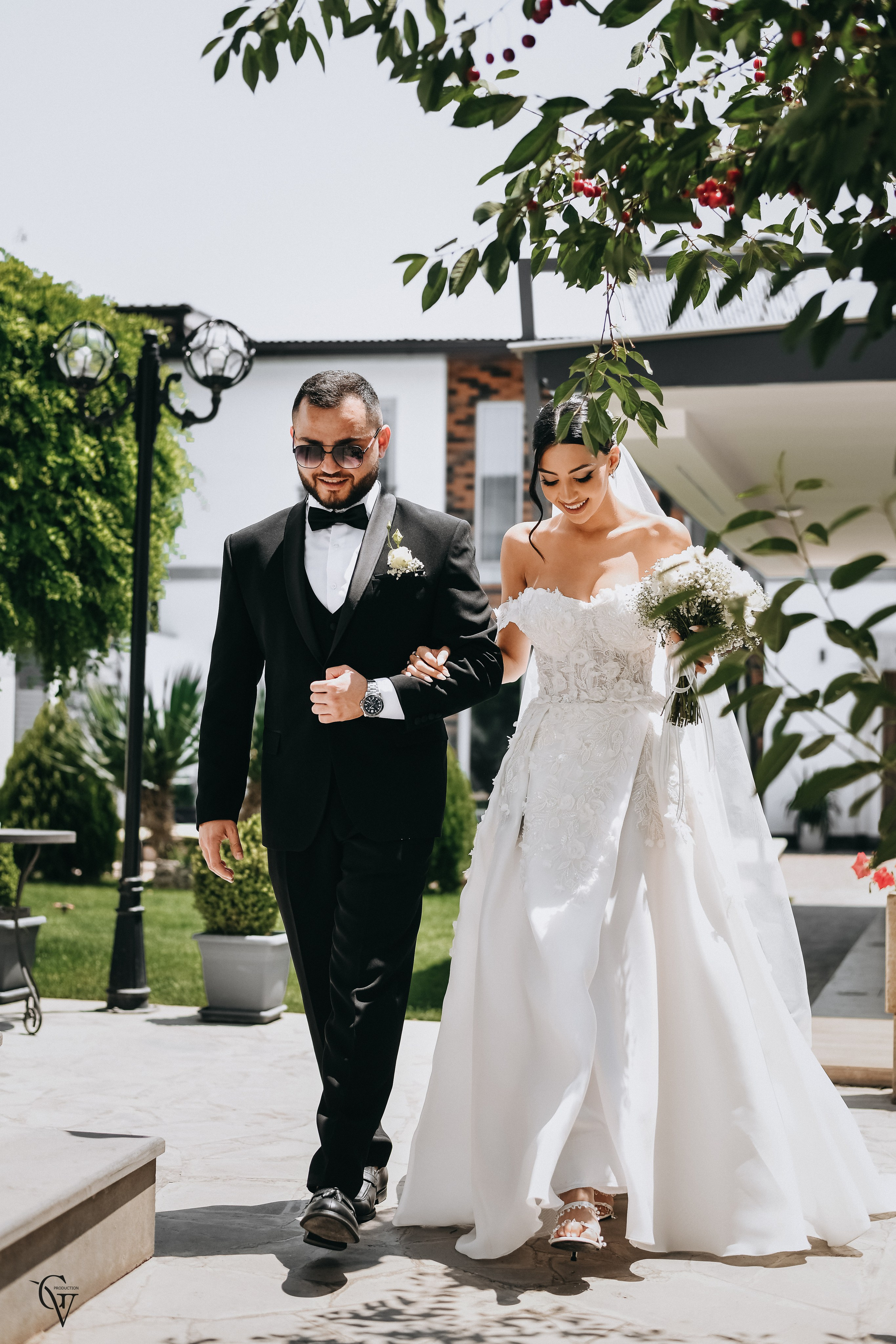 Свадебная фотосессия в Гарни. Свадебные фото и видео сьемки в Армении и во всем мире!!! Фотогаф в Ереване!!!